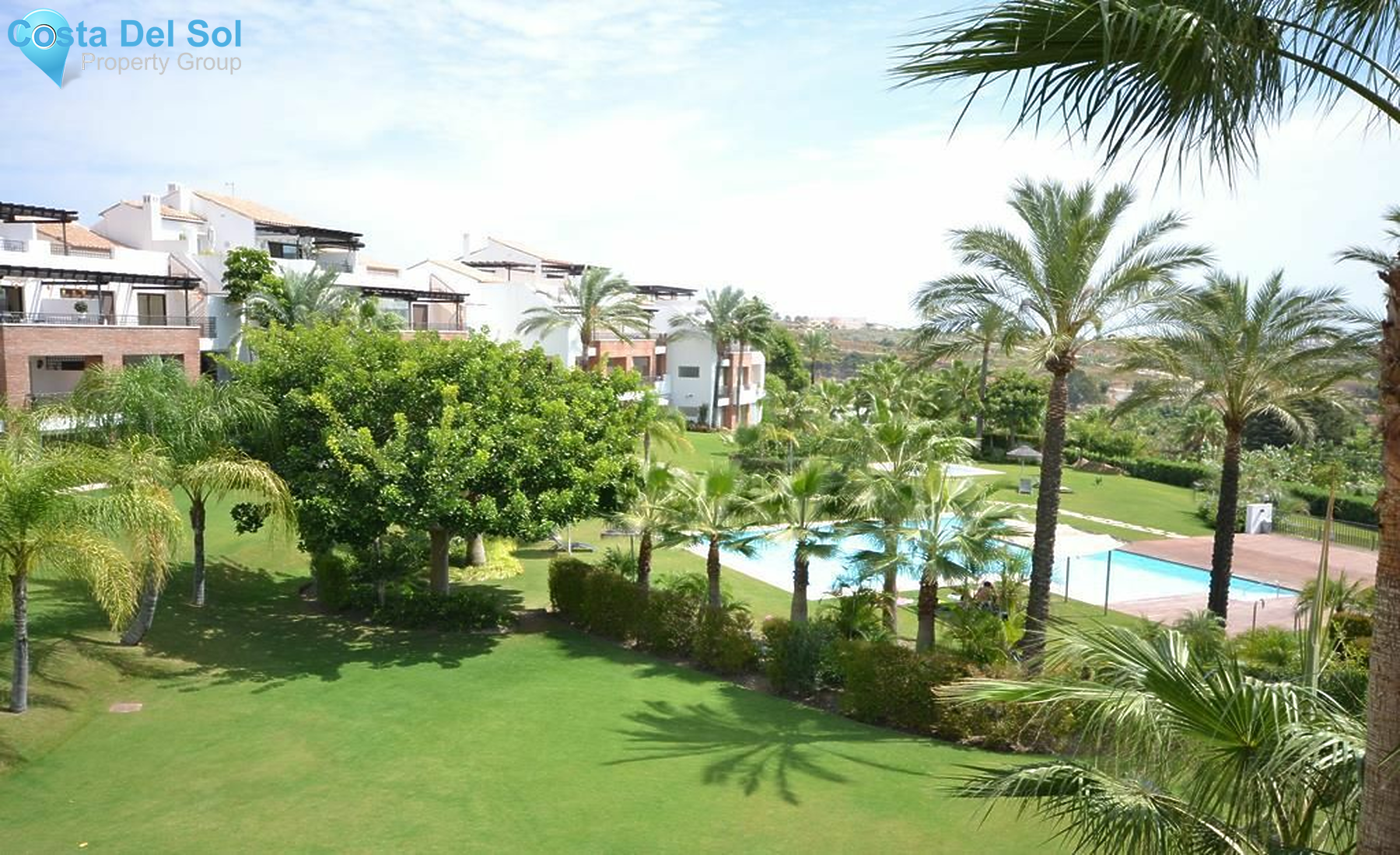 Middle Floor Apartment in New Golden Mile