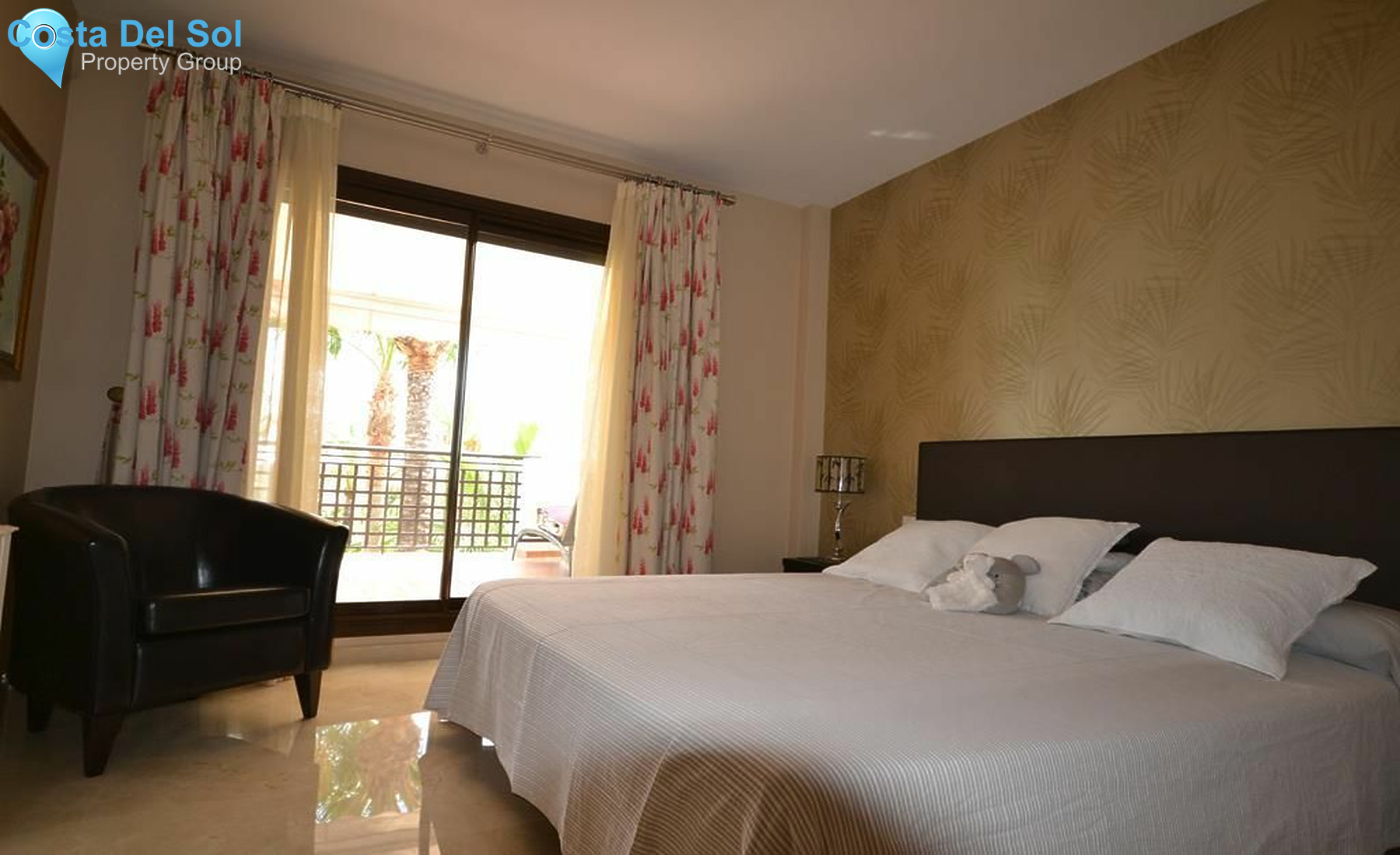 Middle Floor Apartment in New Golden Mile-1431207