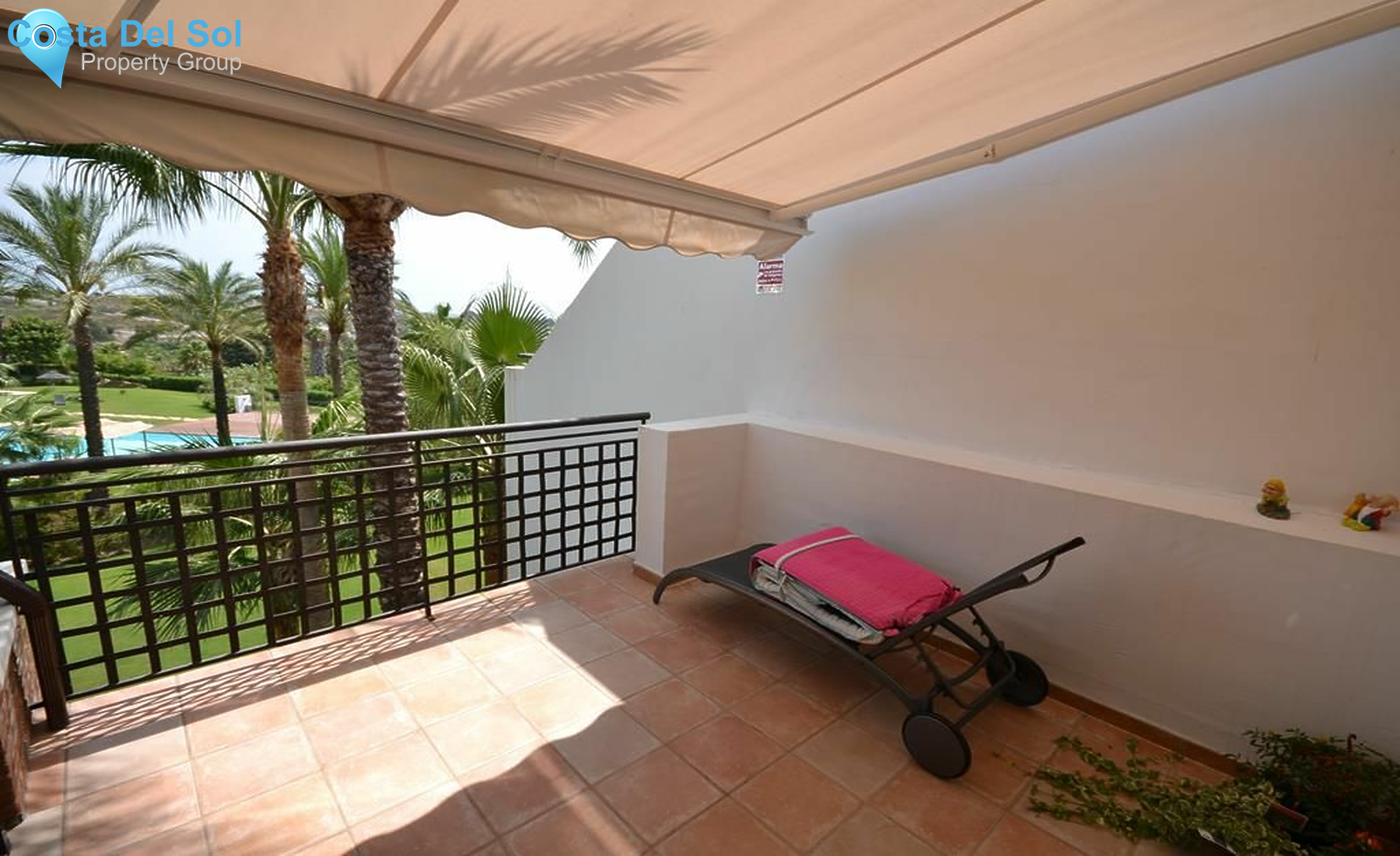 Middle Floor Apartment in New Golden Mile-1431192