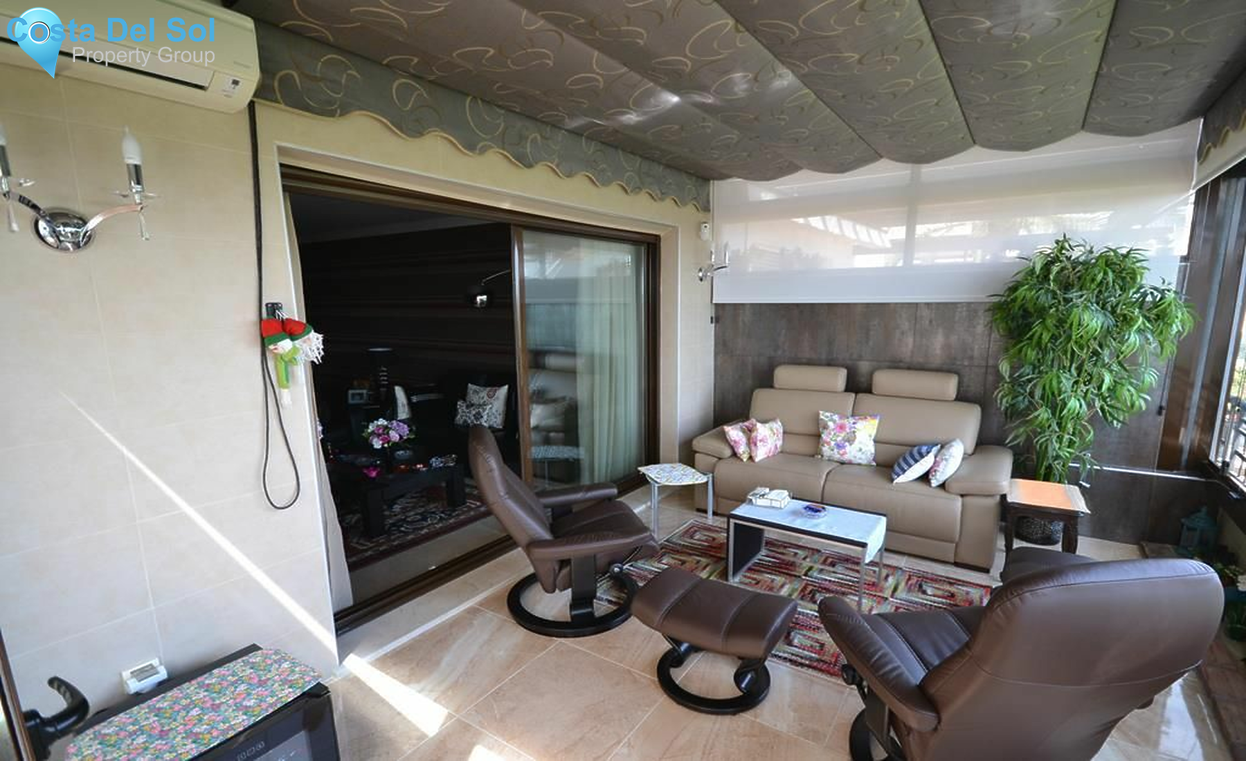 Middle Floor Apartment in New Golden Mile-1431195