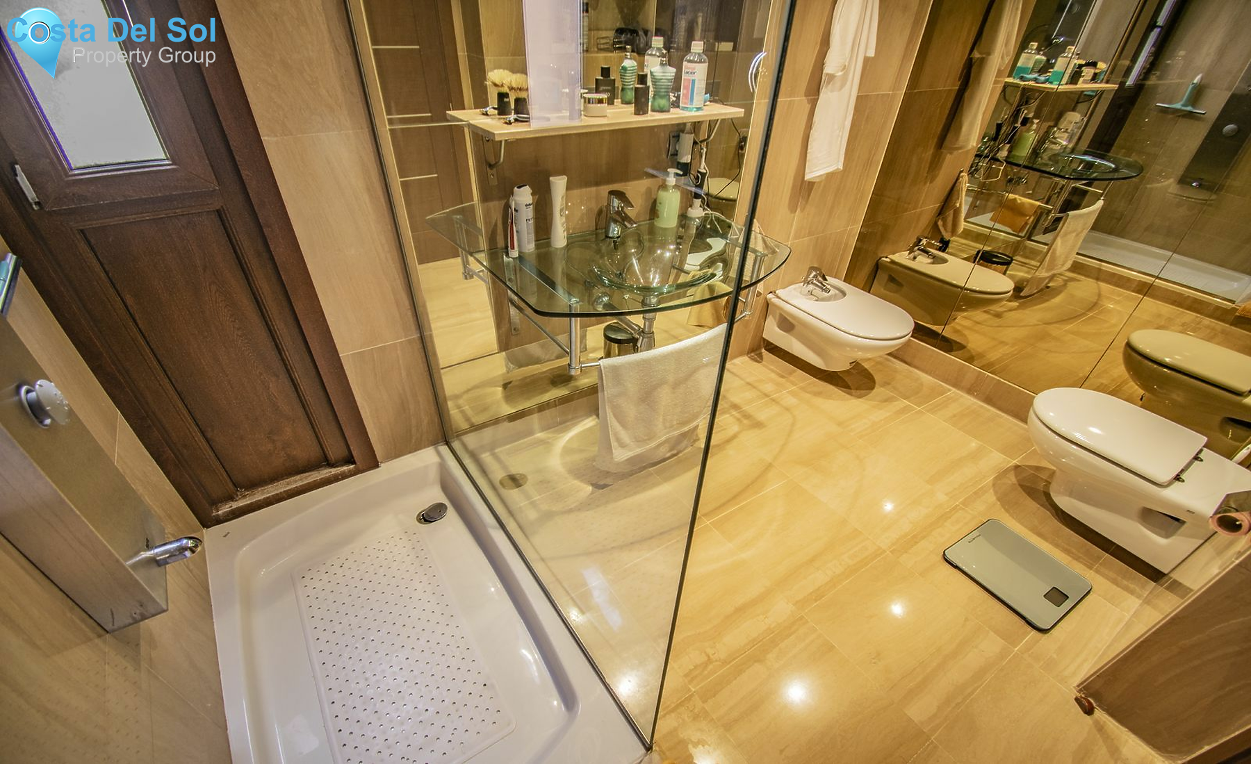 Middle Floor Apartment in New Golden Mile-1442777