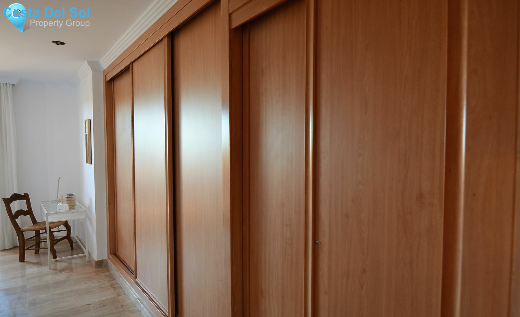 Middle Floor Apartment in New Golden Mile-1484152