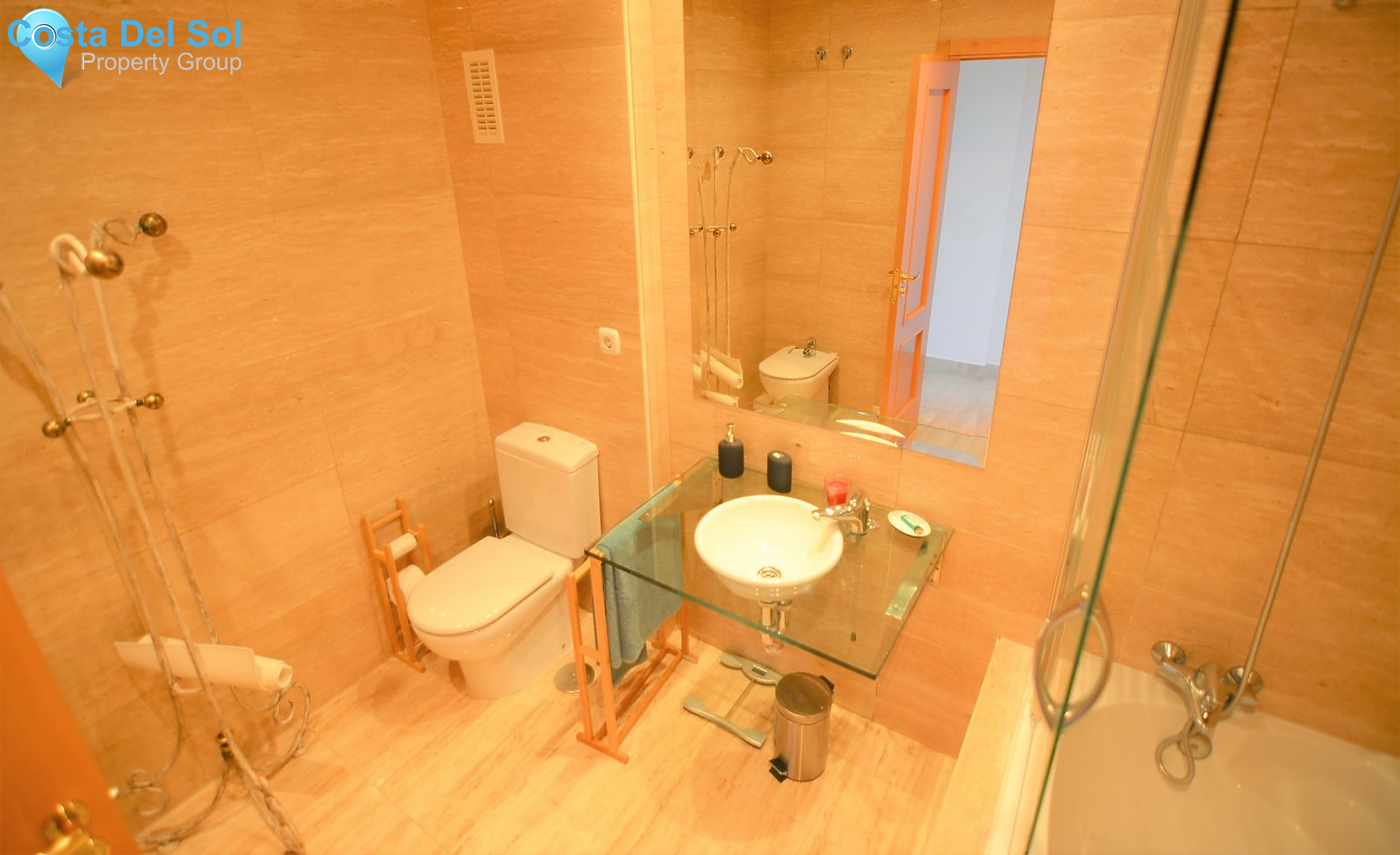 Middle Floor Apartment in New Golden Mile-1484153