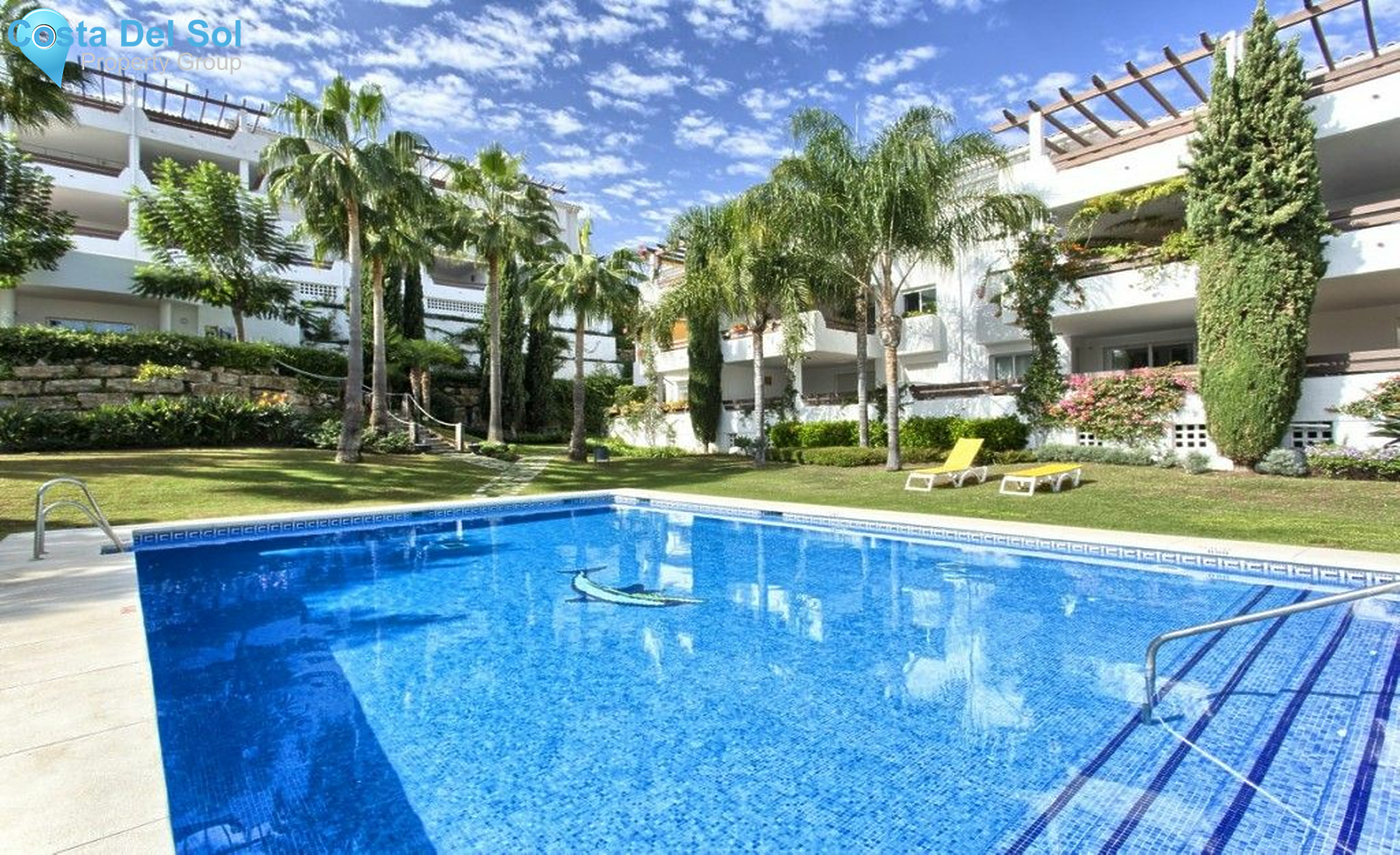 Middle Floor Apartment in New Golden Mile