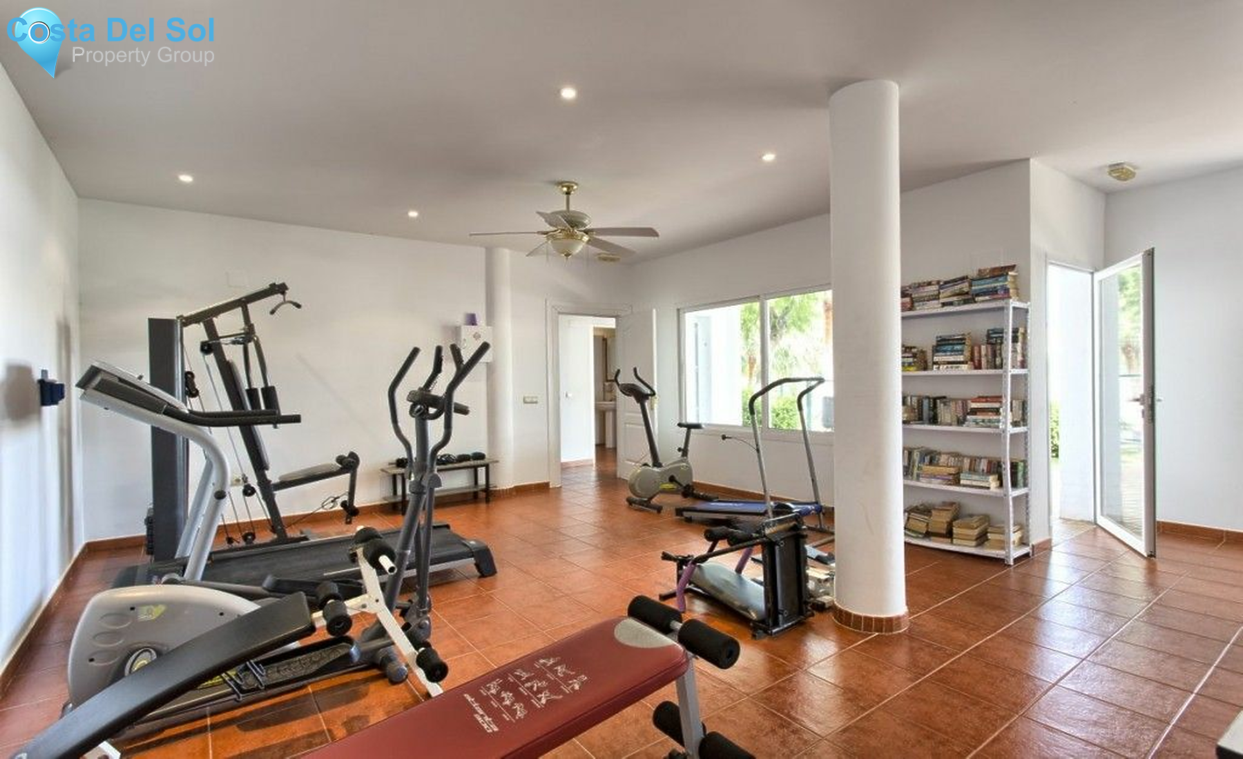 Middle Floor Apartment in New Golden Mile-1551508