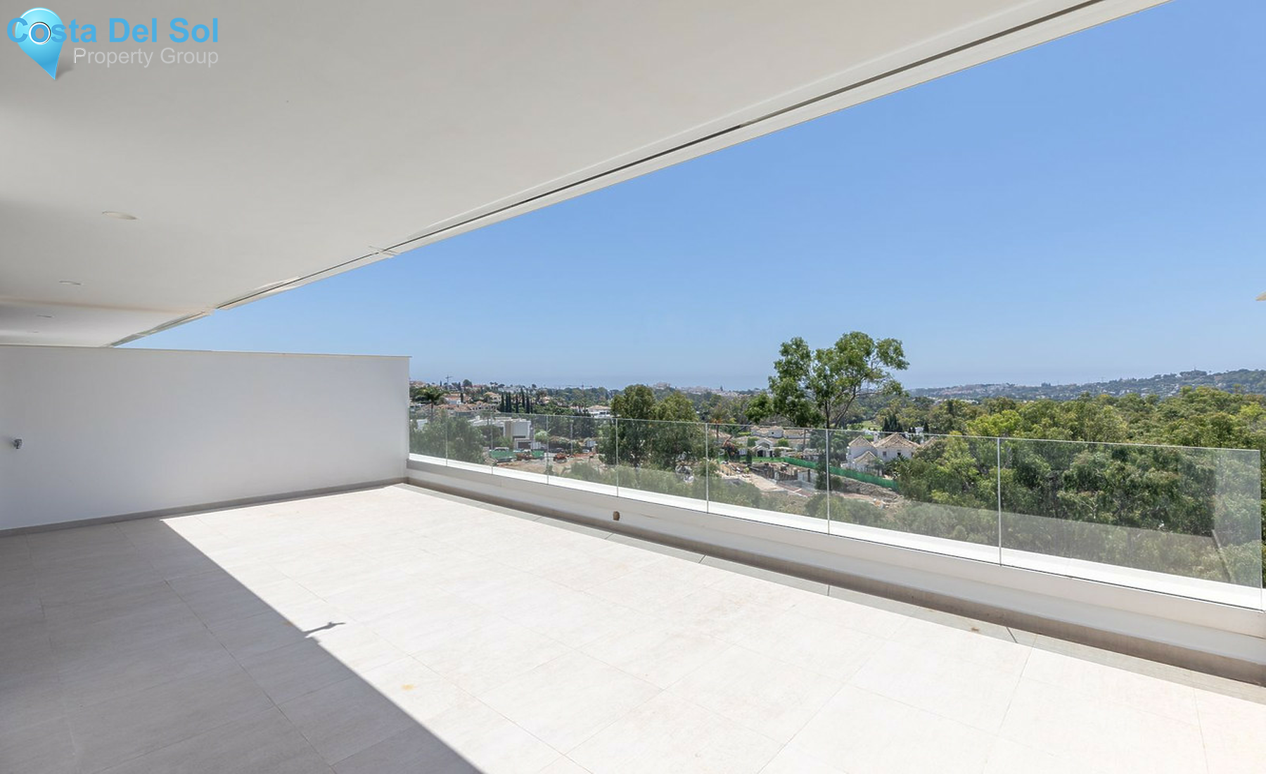 Middle Floor Apartment in Nueva Andalucía-1235945
