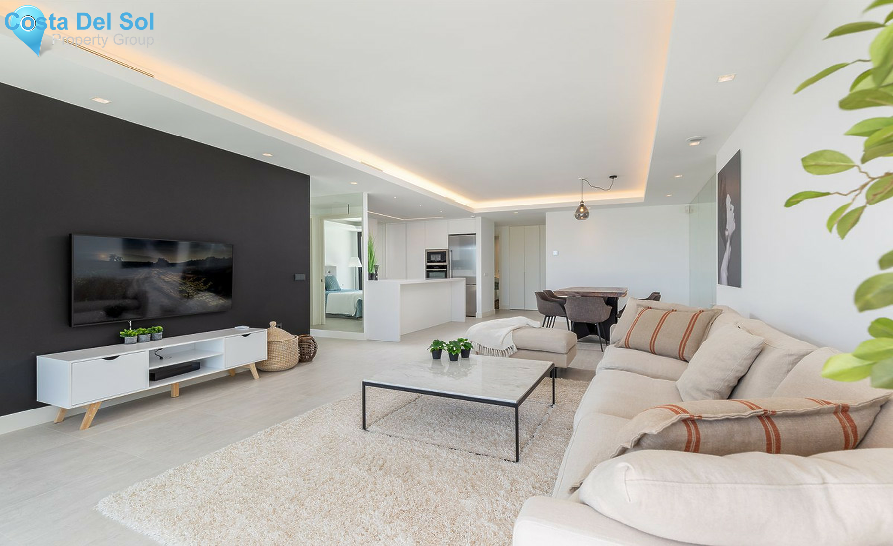 Middle Floor Apartment in Nueva Andalucía-1235937
