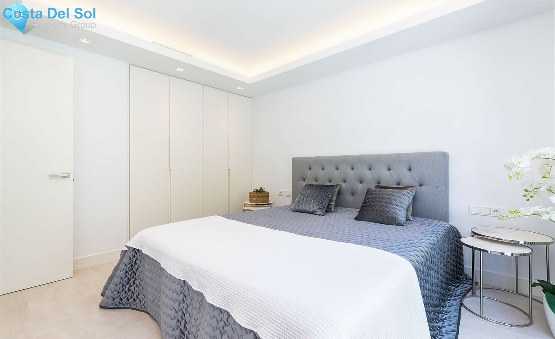 Middle Floor Apartment in Nueva Andalucía-1235955