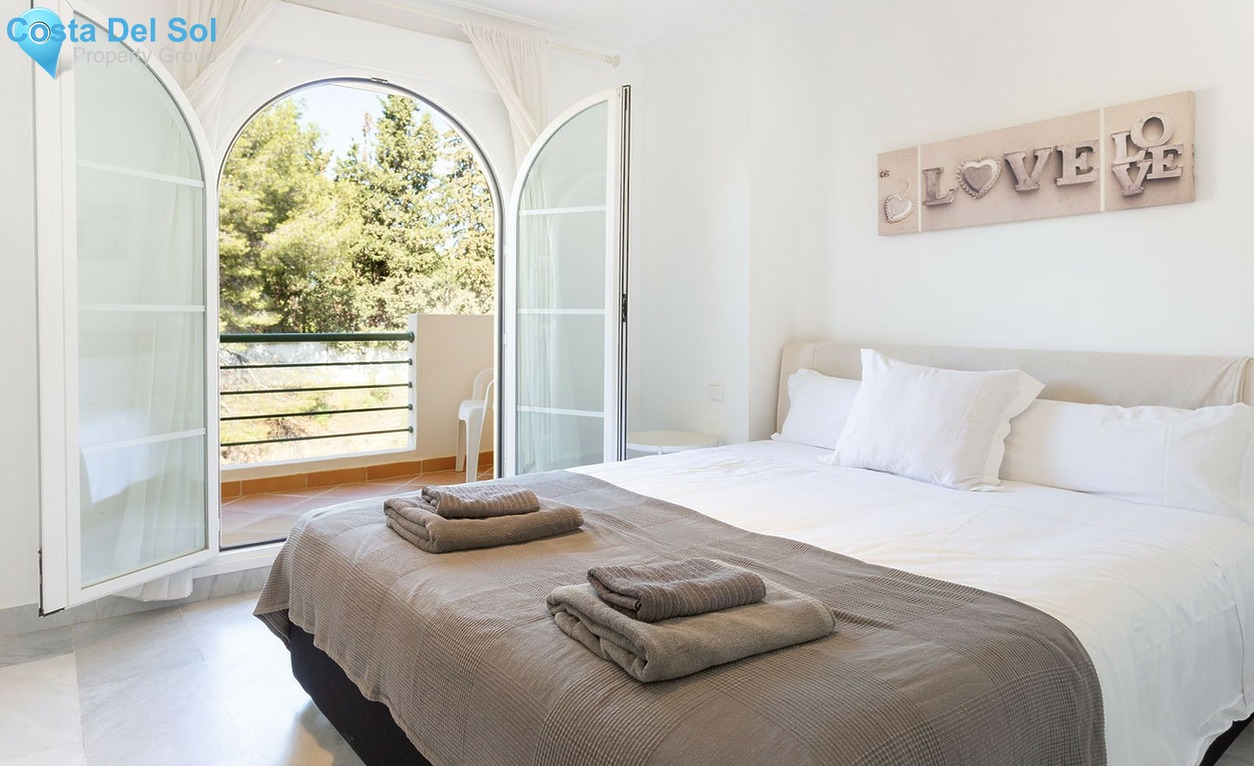 Middle Floor Apartment in Nueva Andalucía-1246251