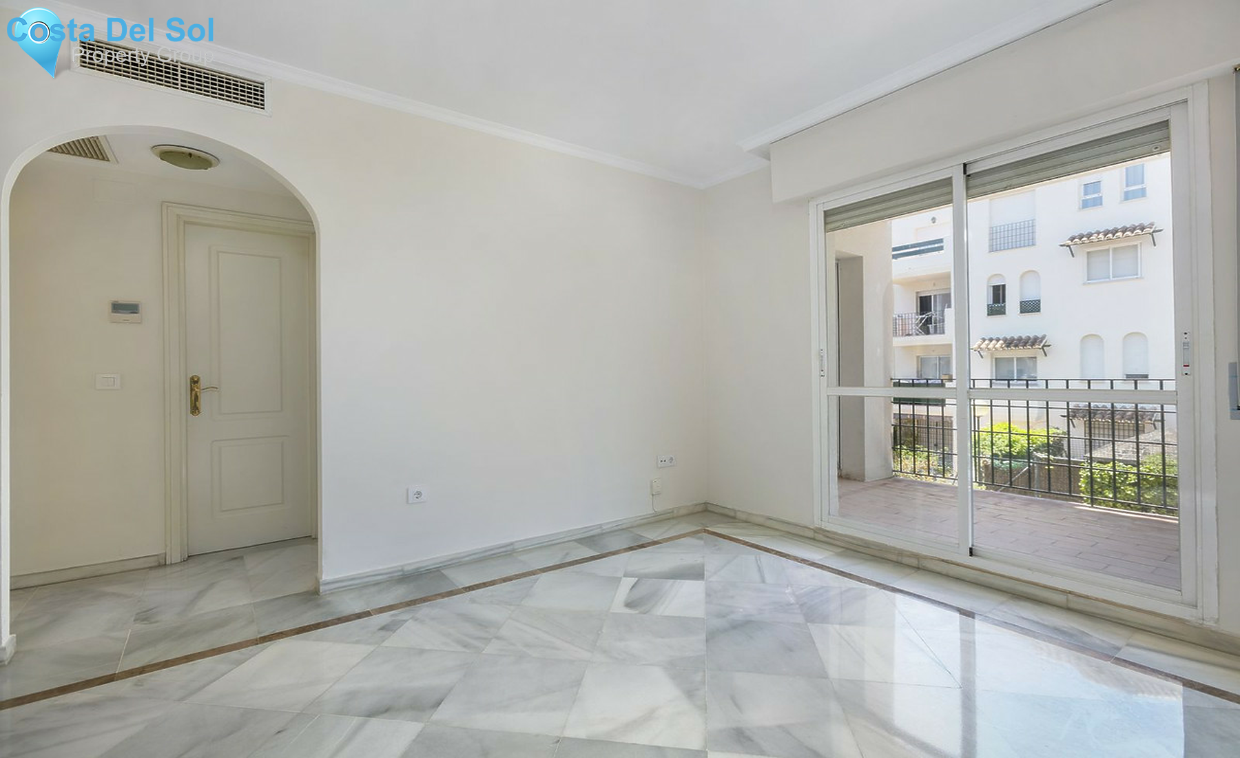 Middle Floor Apartment in Nueva Andalucía-1249021