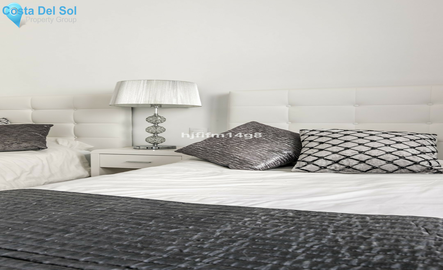 Middle Floor Apartment in Nueva Andalucía