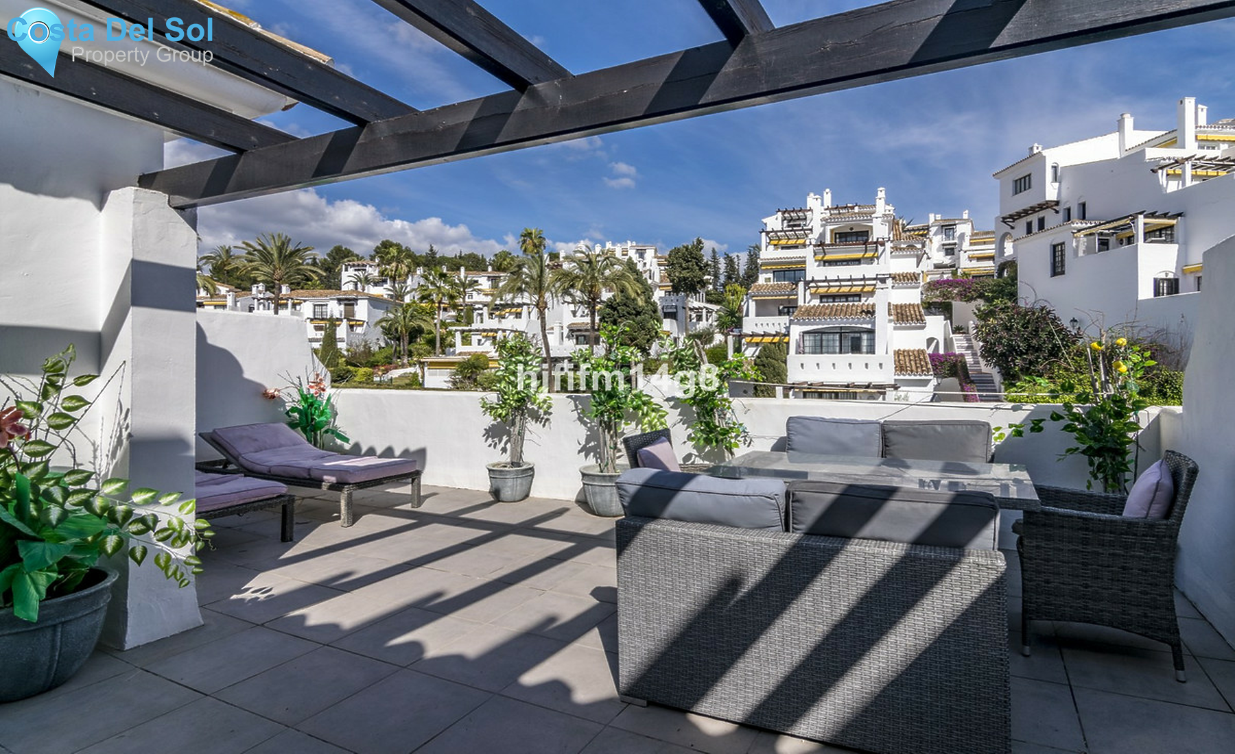 Middle Floor Apartment in Nueva Andalucía-1250847