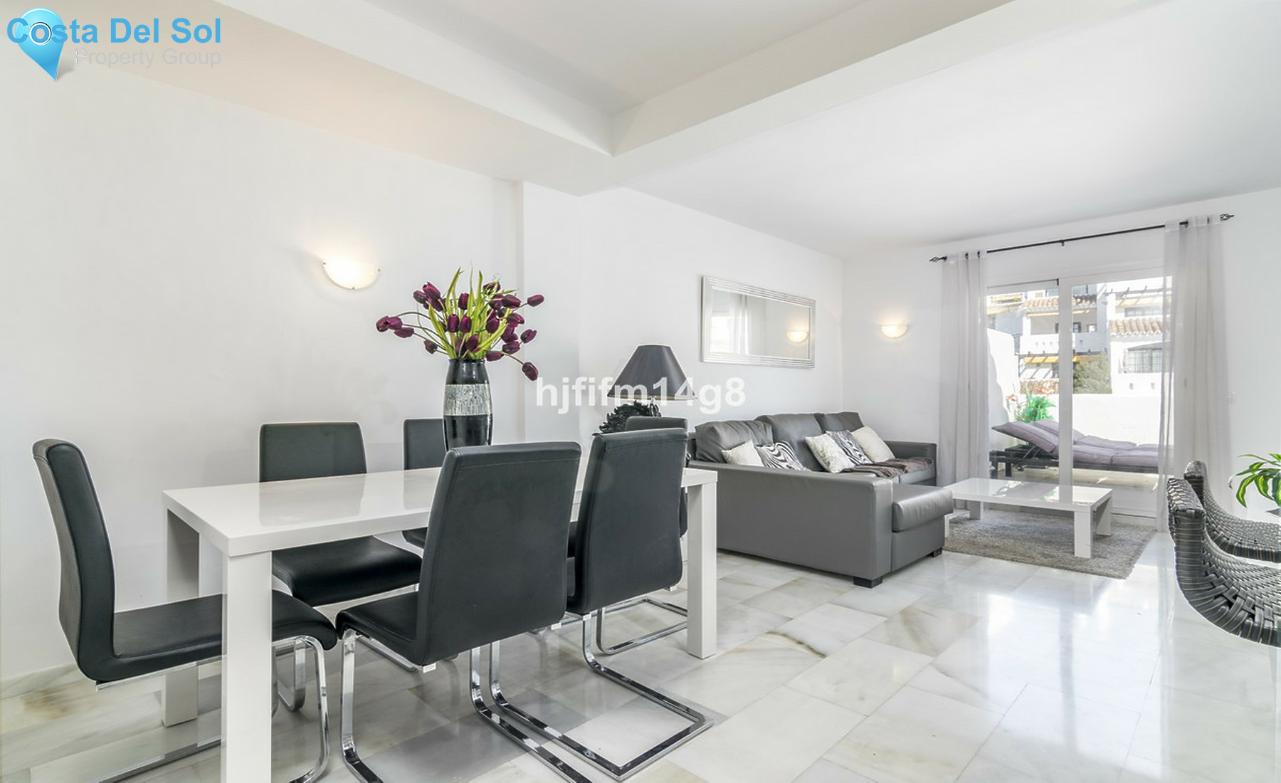 Middle Floor Apartment in Nueva Andalucía-1250836