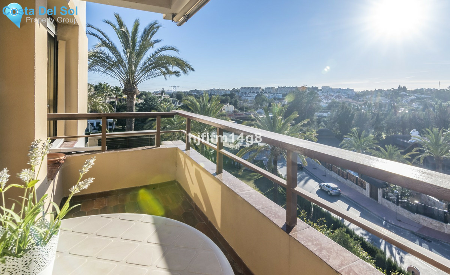 Middle Floor Apartment in Nueva Andalucía-1251100