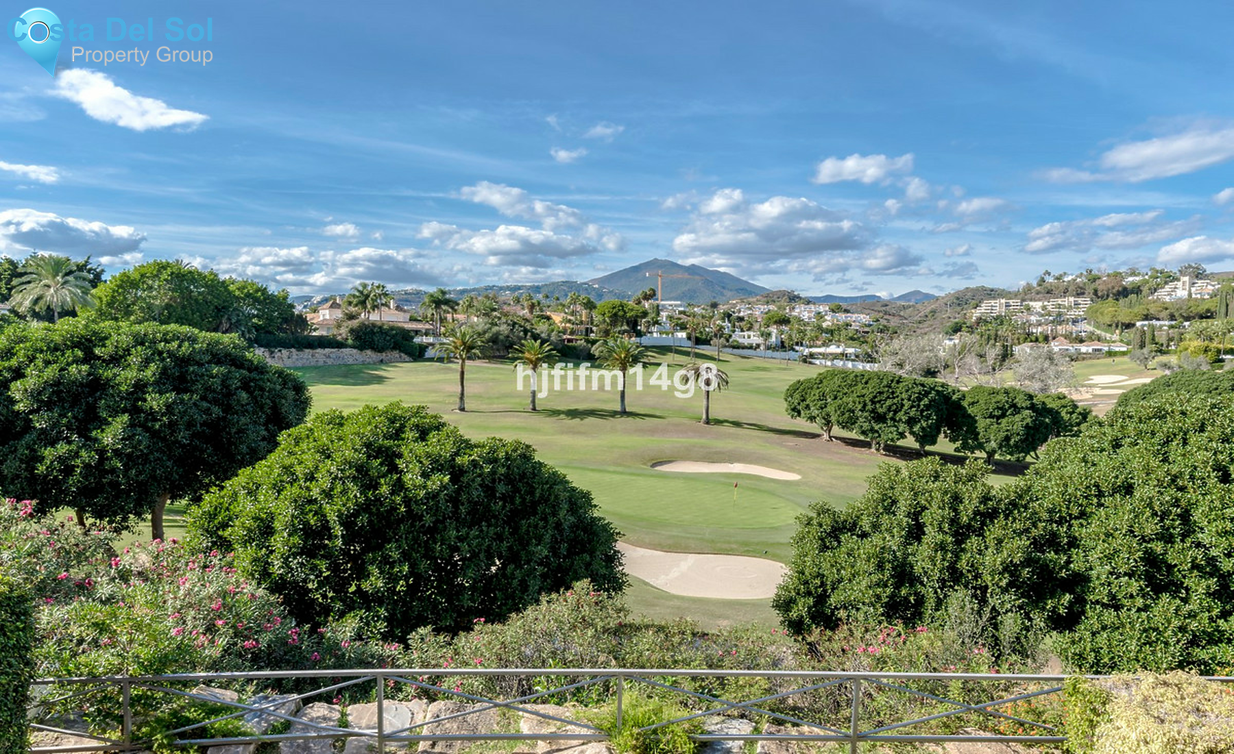 Middle Floor Apartment in Nueva Andalucía-1251327