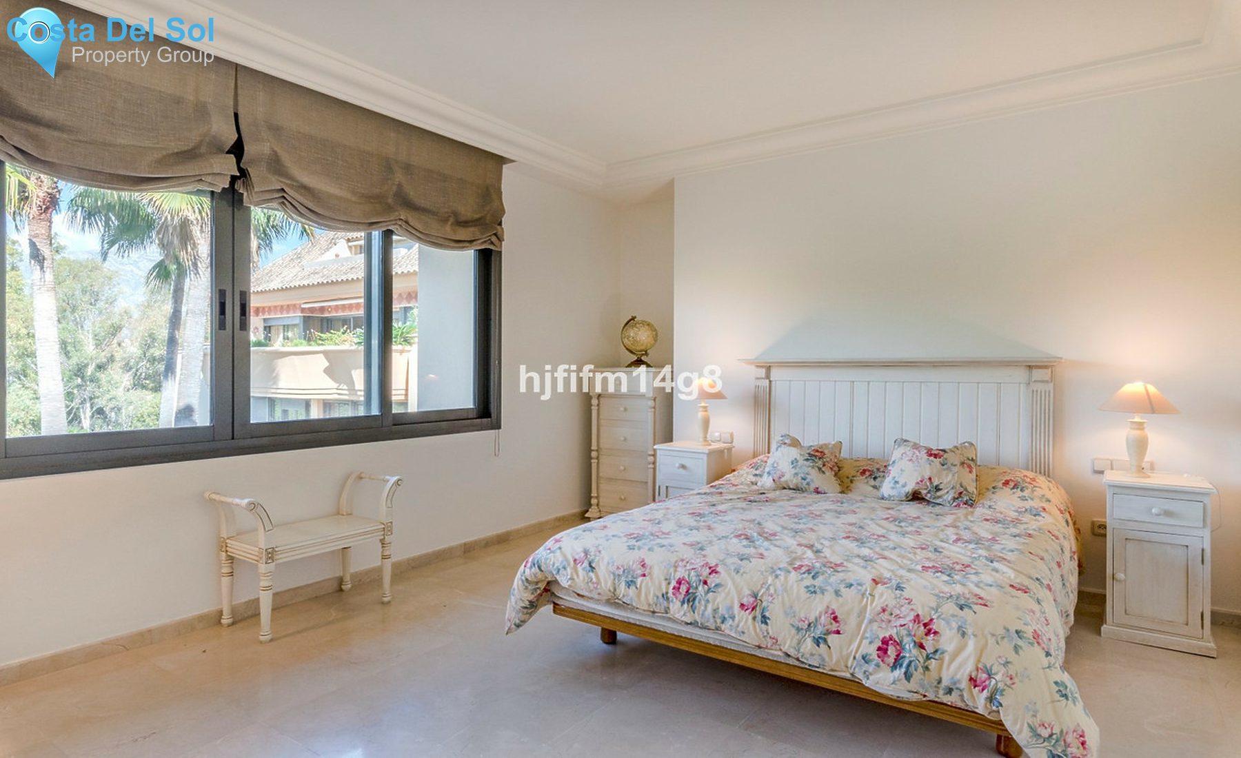 Middle Floor Apartment in Nueva Andalucía-1251319