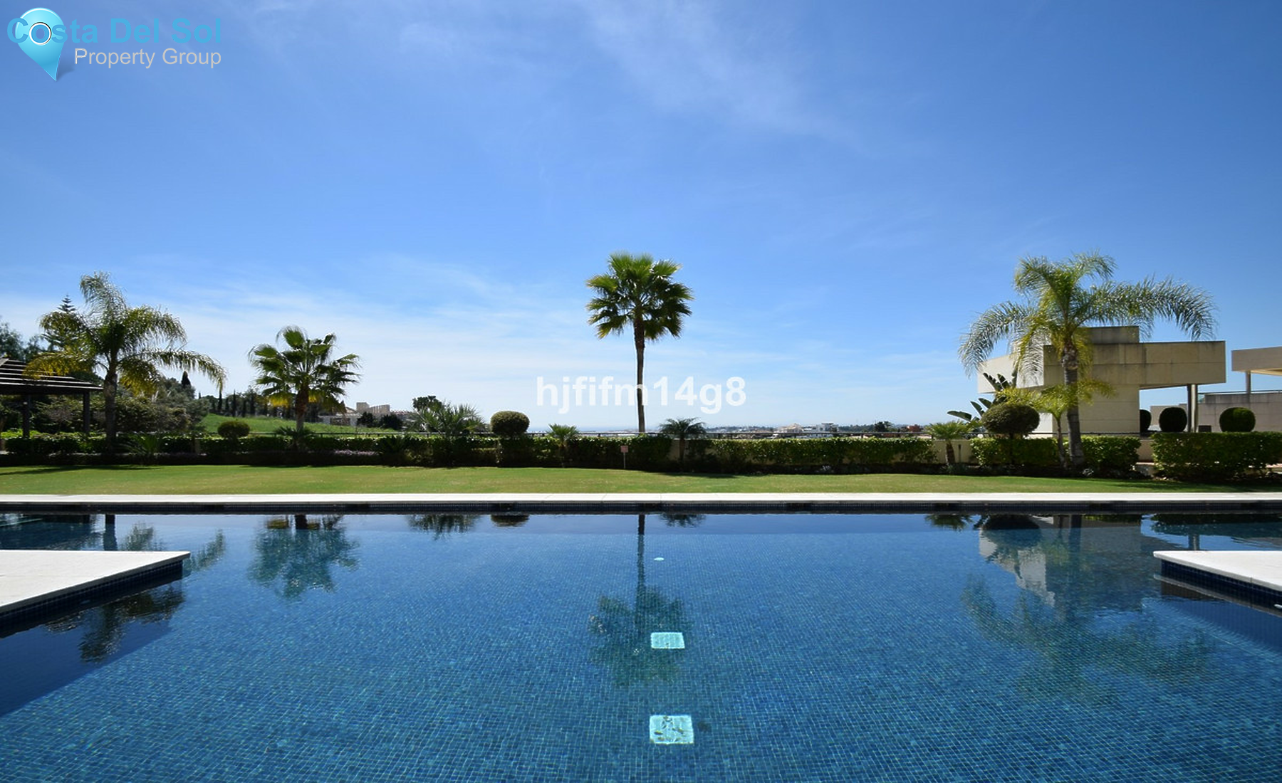 Middle Floor Apartment in Nueva Andalucía-1252271