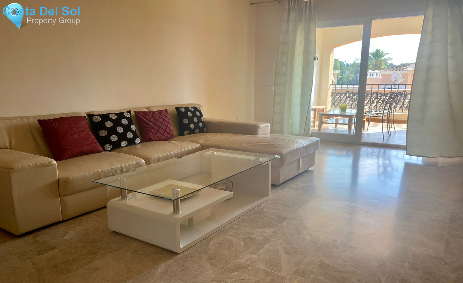 Middle Floor Apartment in Nueva Andalucía-1256424