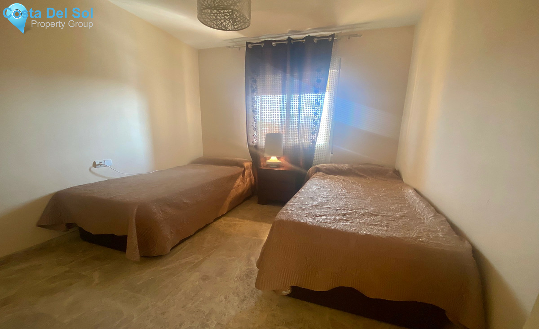 Middle Floor Apartment in Nueva Andalucía-1256420