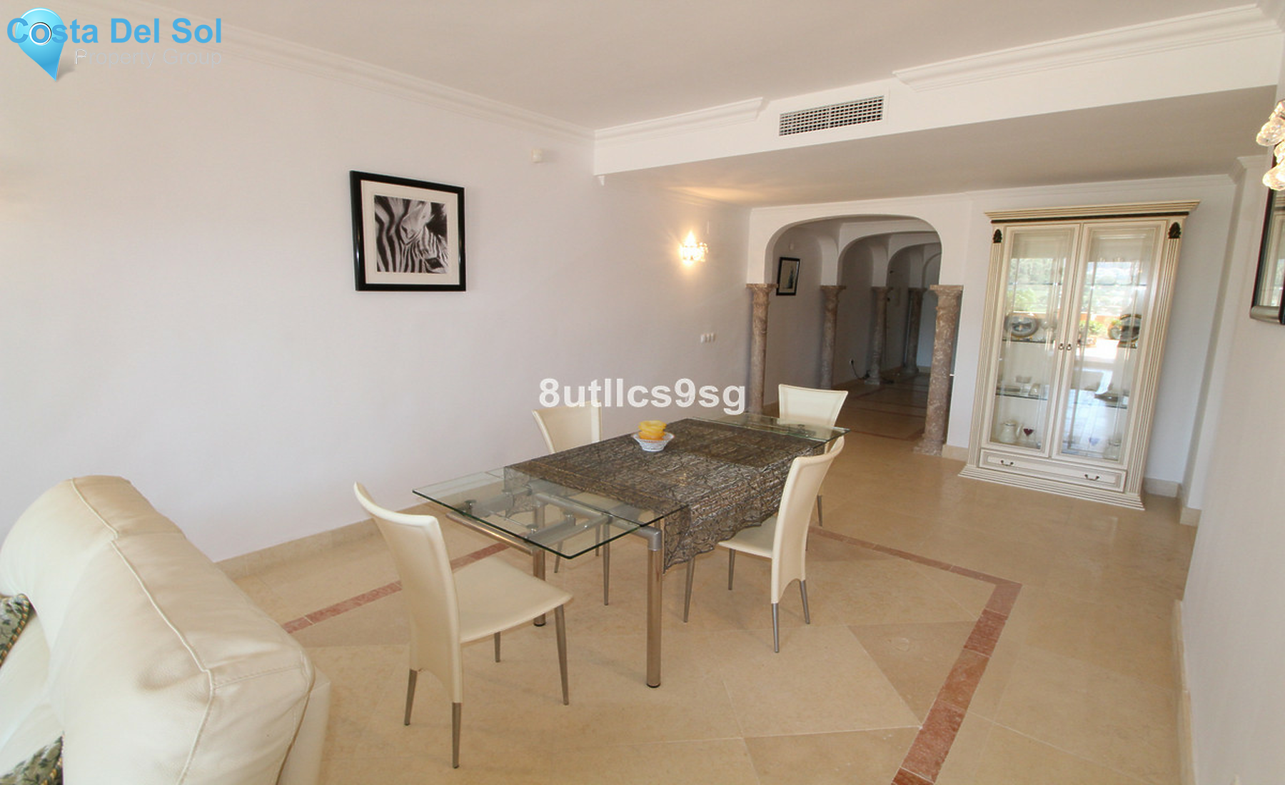 Middle Floor Apartment in Nueva Andalucía-1261289