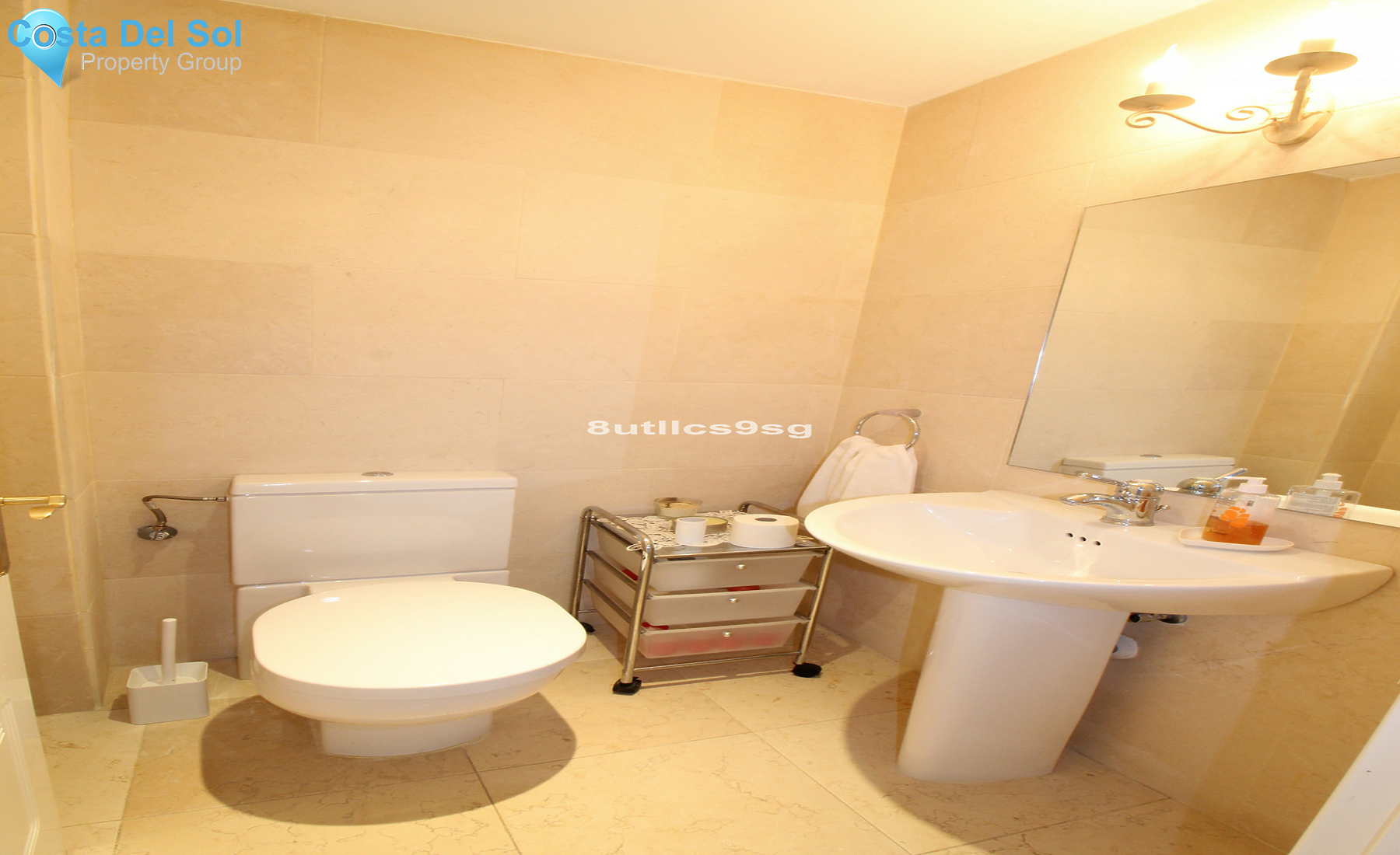 Middle Floor Apartment in Nueva Andalucía-1261291