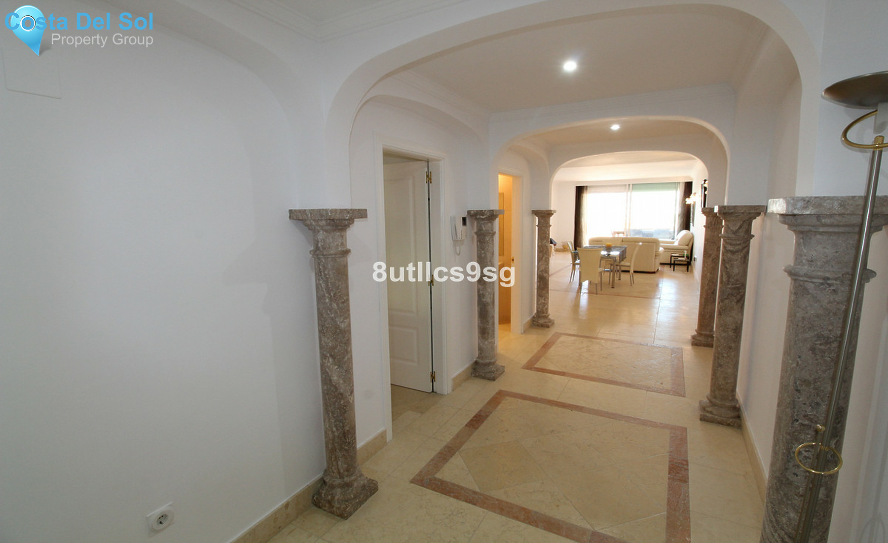 Middle Floor Apartment in Nueva Andalucía-1261292