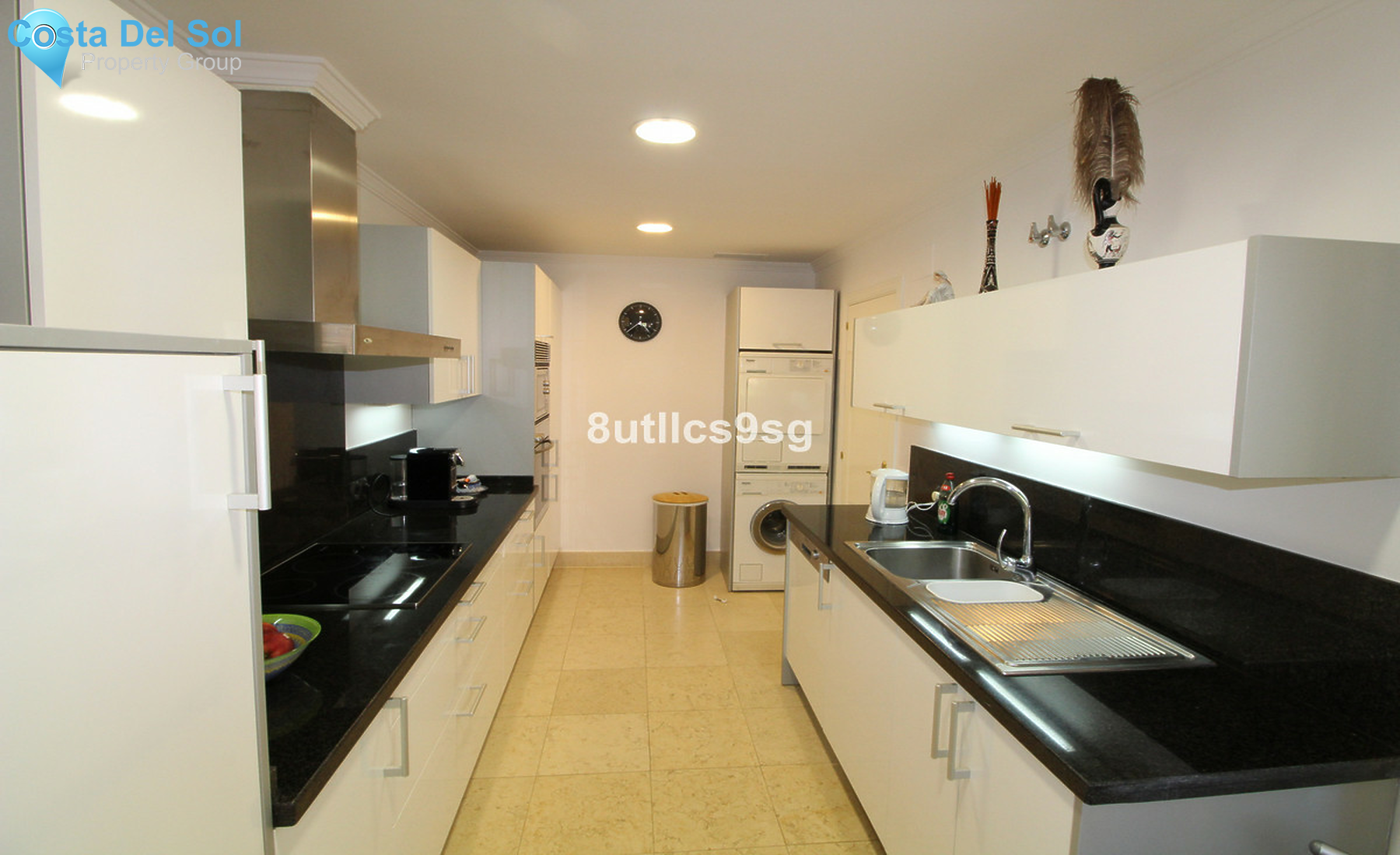 Middle Floor Apartment in Nueva Andalucía-1261295