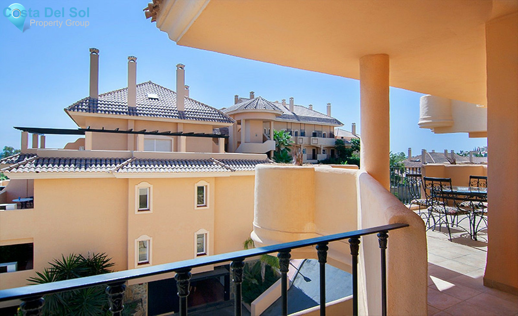 Middle Floor Apartment in Nueva Andalucía-1262790