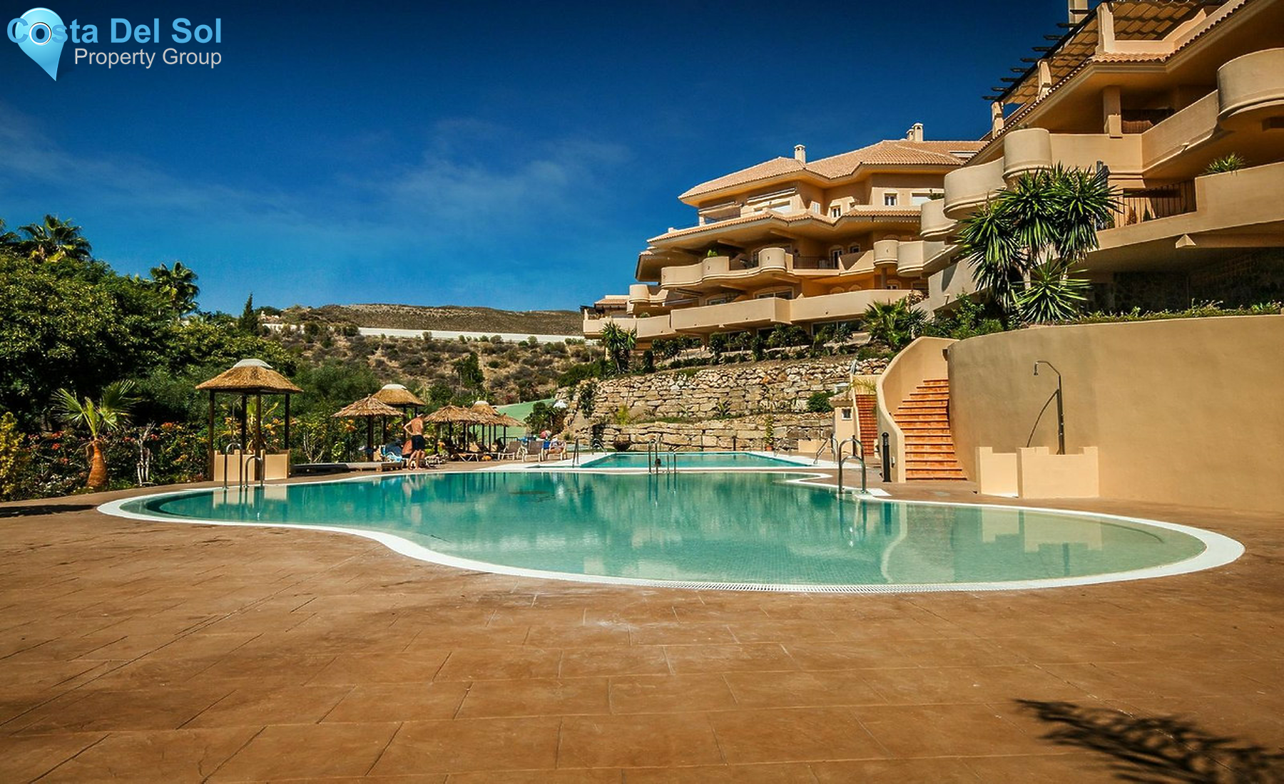 Middle Floor Apartment in Nueva Andalucía-1262792