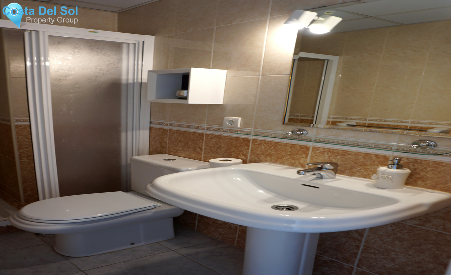 Middle Floor Apartment in Nueva Andalucía-1277006