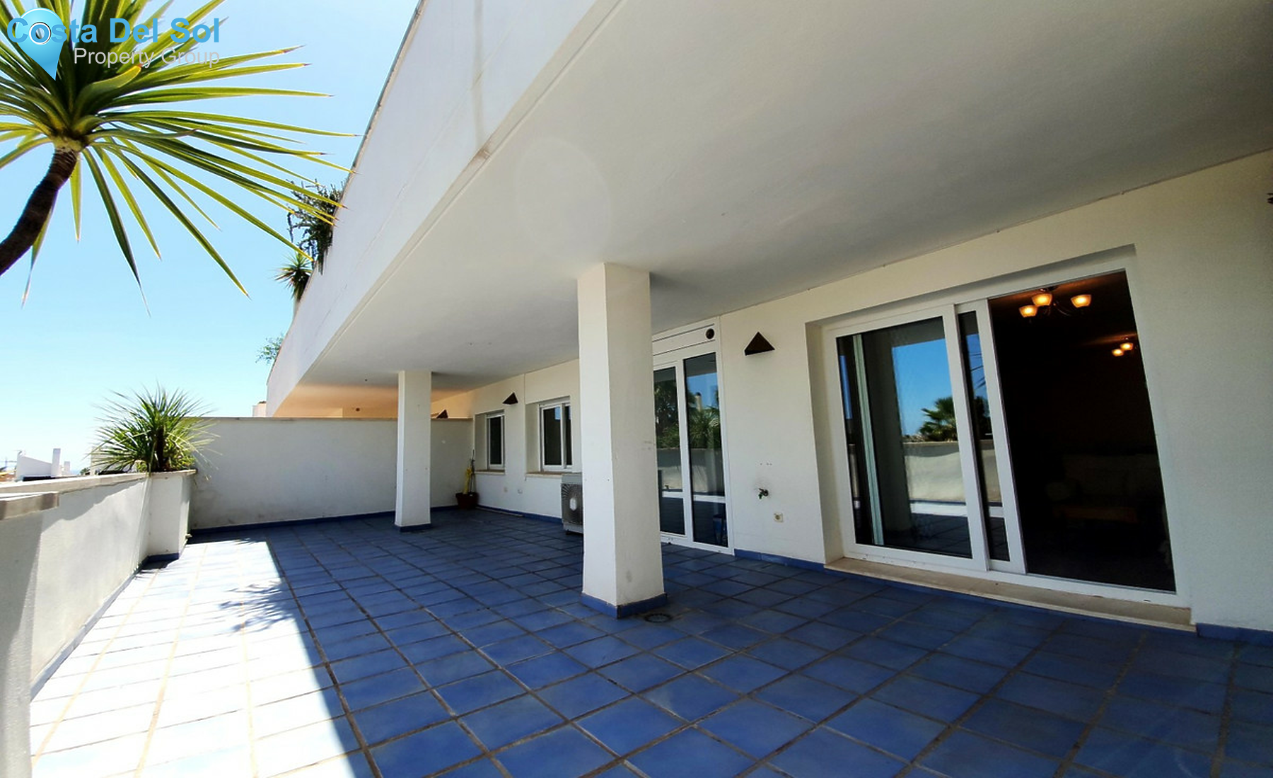 Middle Floor Apartment in Nueva Andalucía