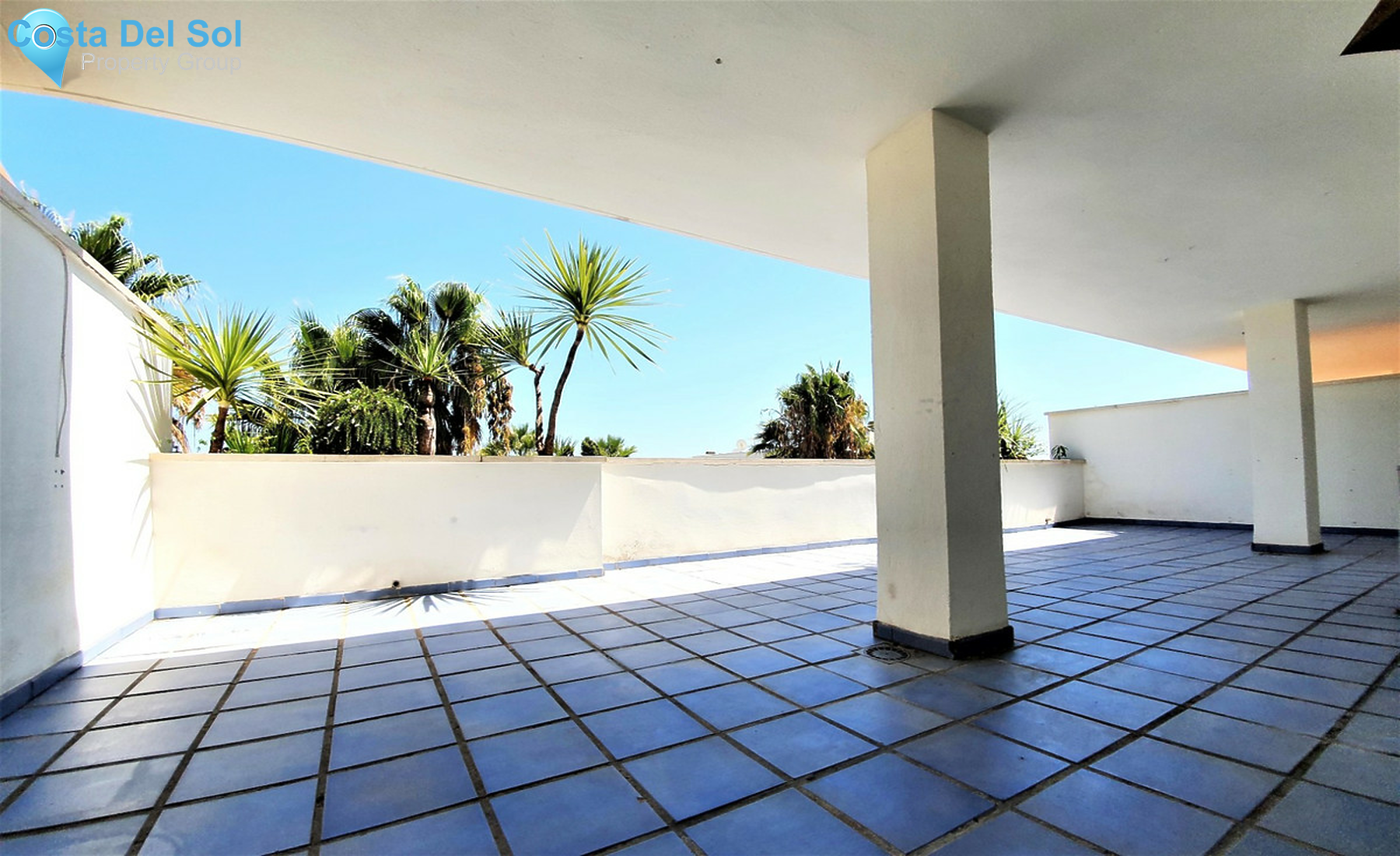 Middle Floor Apartment in Nueva Andalucía-1278646