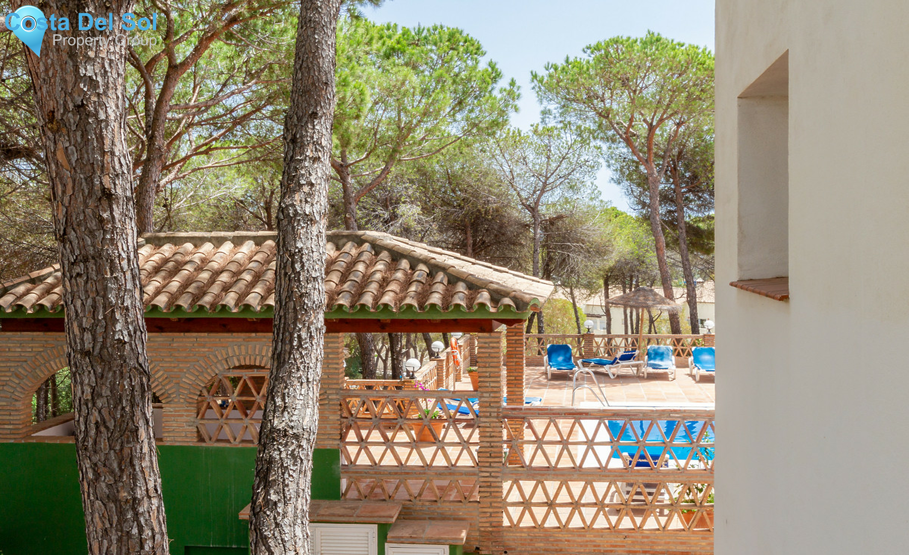 Middle Floor Apartment in Nueva Andalucía-1278689