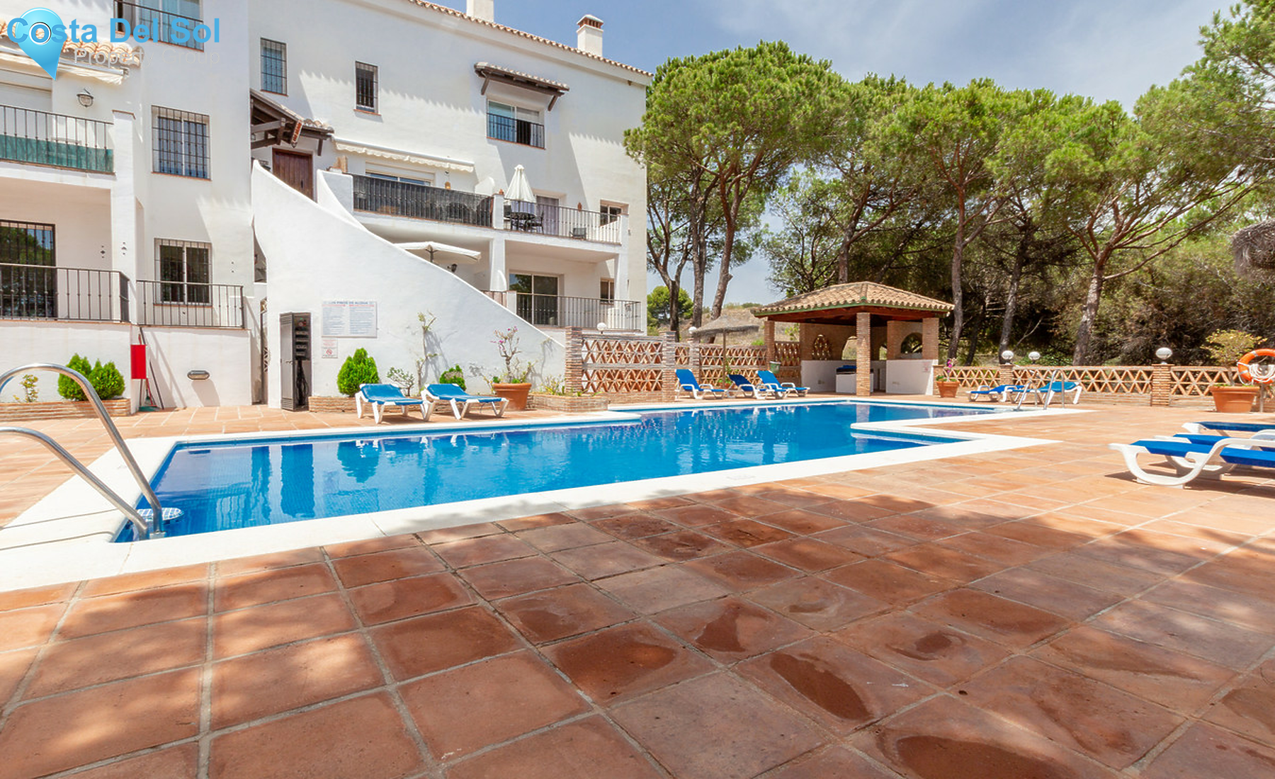 Middle Floor Apartment in Nueva Andalucía-1278690