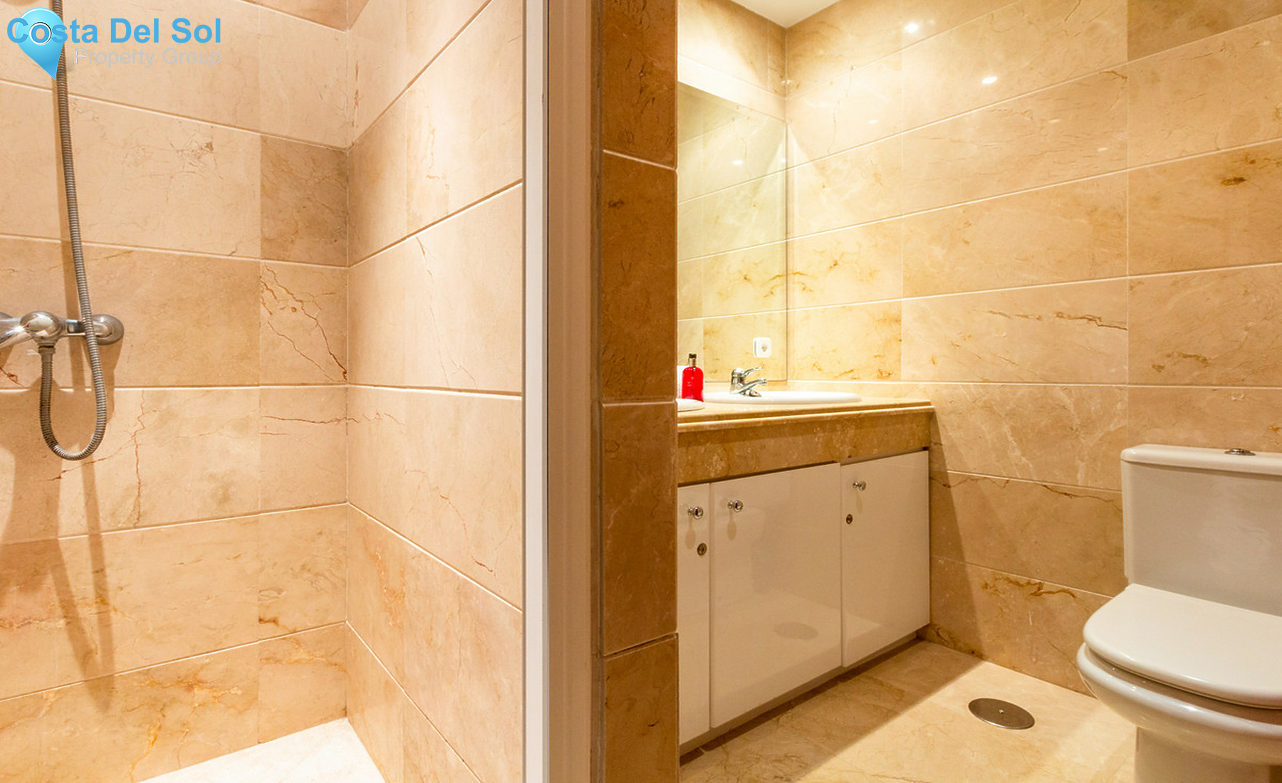 Middle Floor Apartment in Nueva Andalucía-1278698