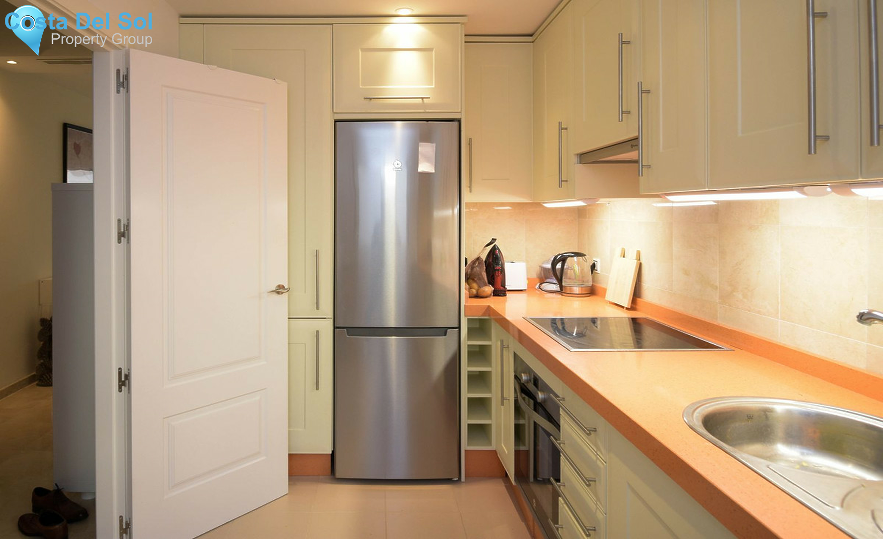 Middle Floor Apartment in Nueva Andalucía-1279878