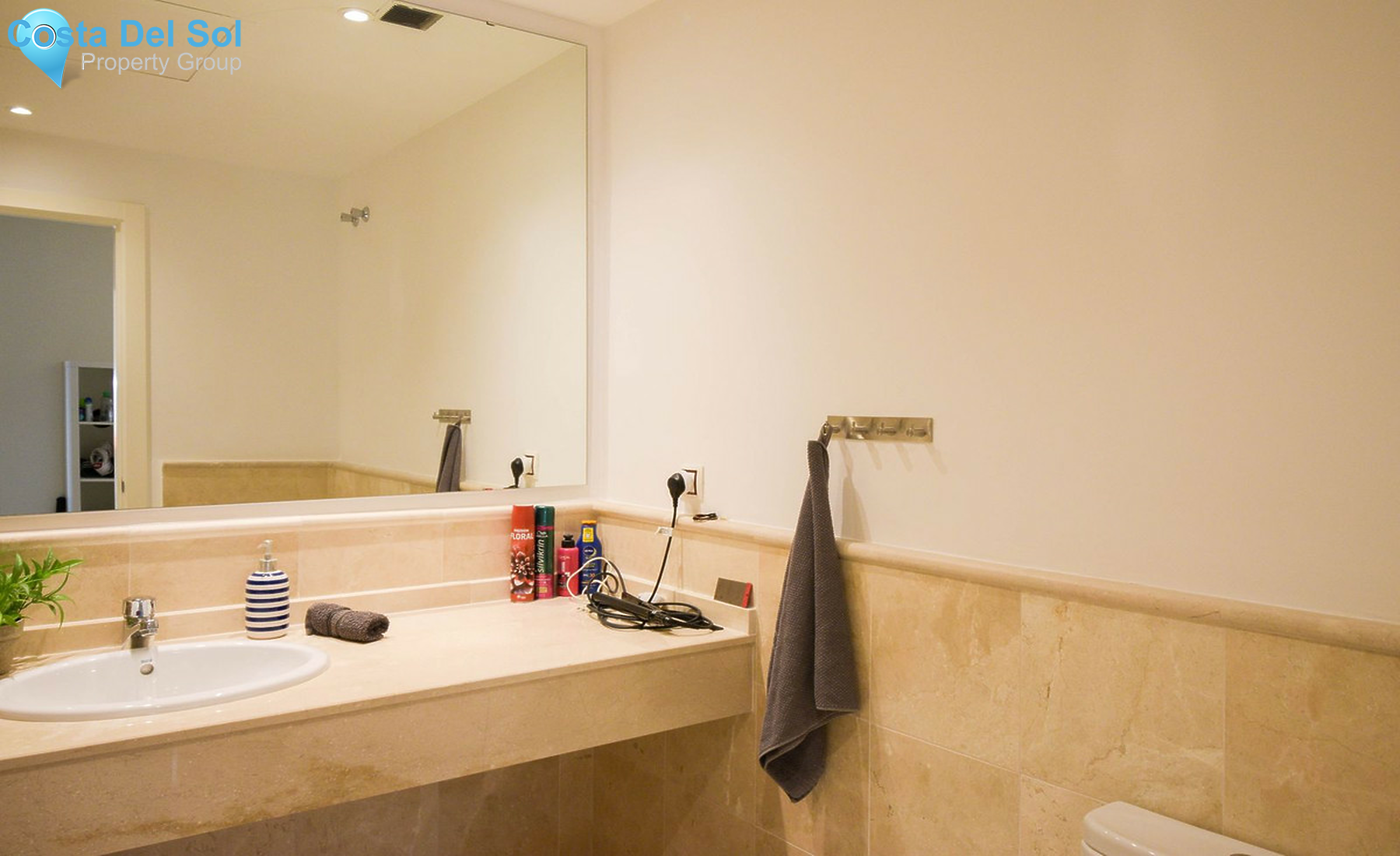 Middle Floor Apartment in Nueva Andalucía-1279880