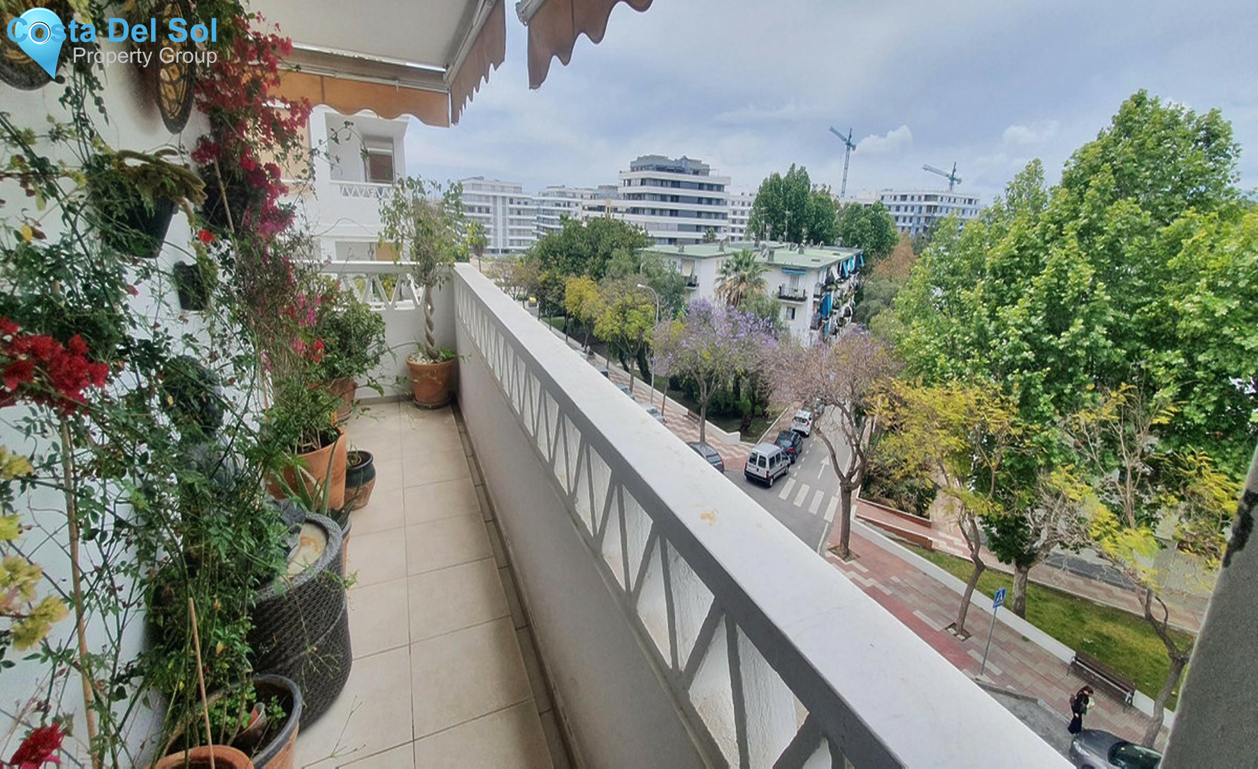 Middle Floor Apartment in Nueva Andalucía