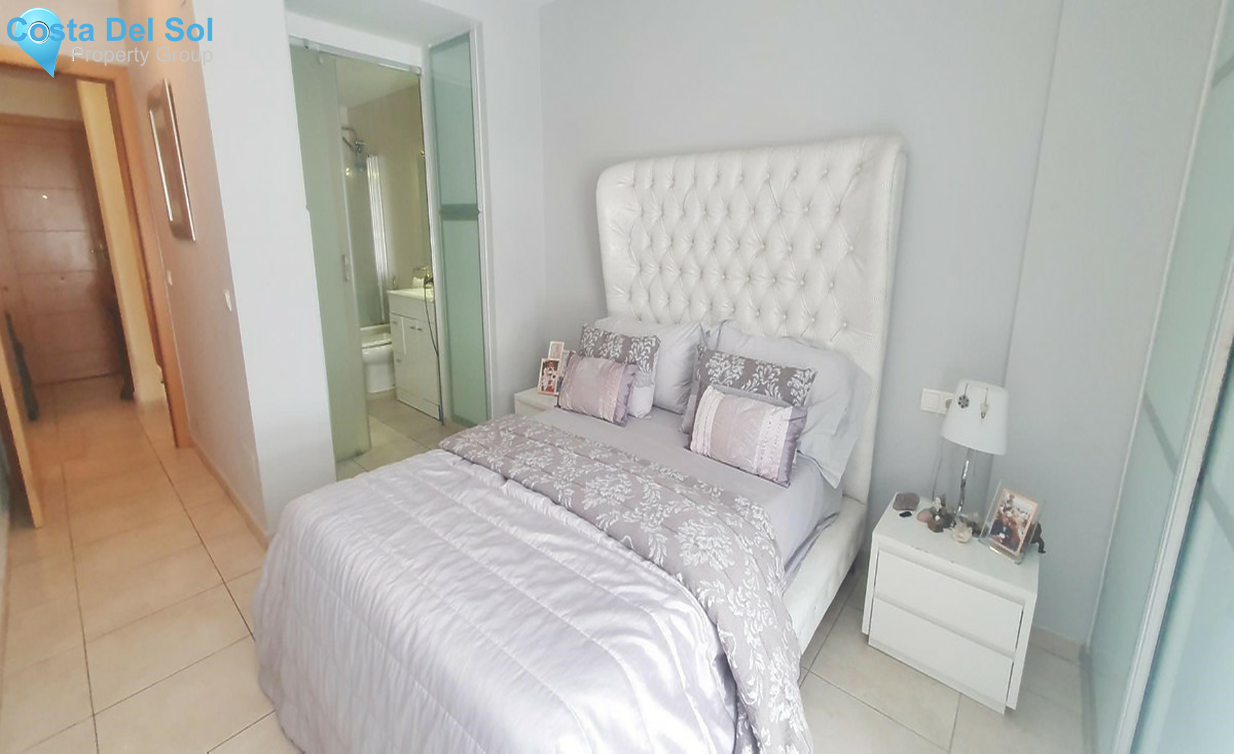 Middle Floor Apartment in Nueva Andalucía-1292220