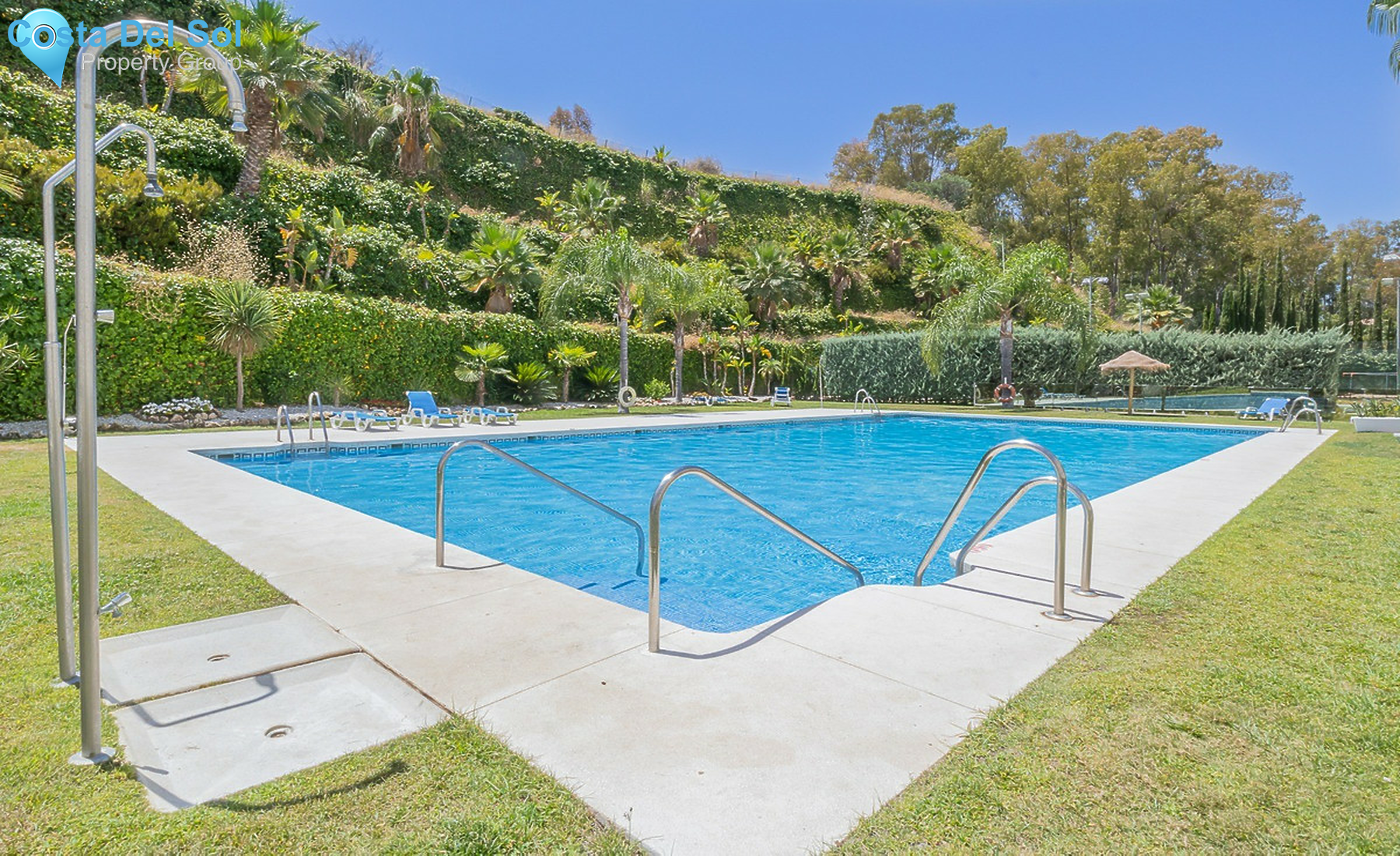 Middle Floor Apartment in Nueva Andalucía-1332863