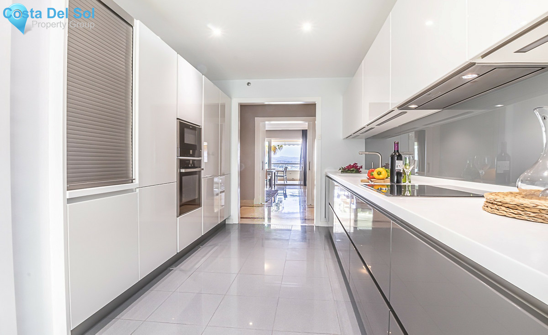 Middle Floor Apartment in Nueva Andalucía-1332871