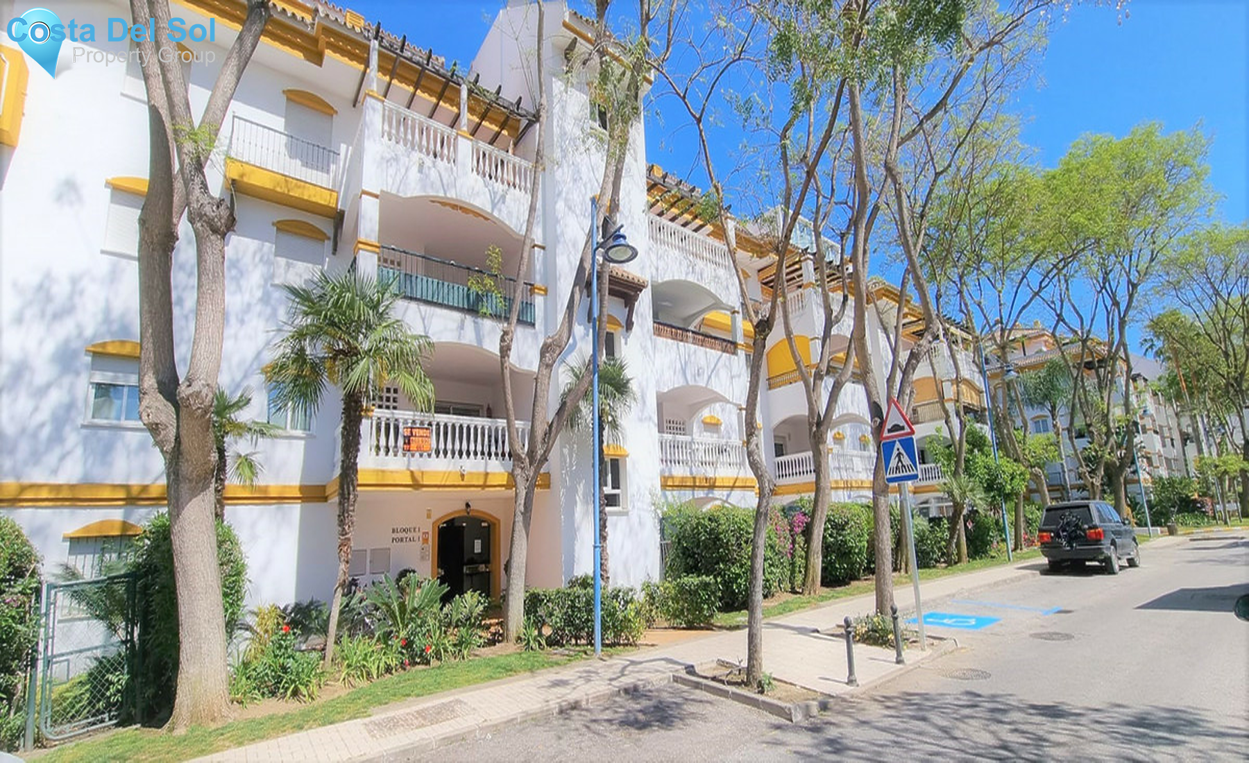 Middle Floor Apartment in Nueva Andalucía-1351734