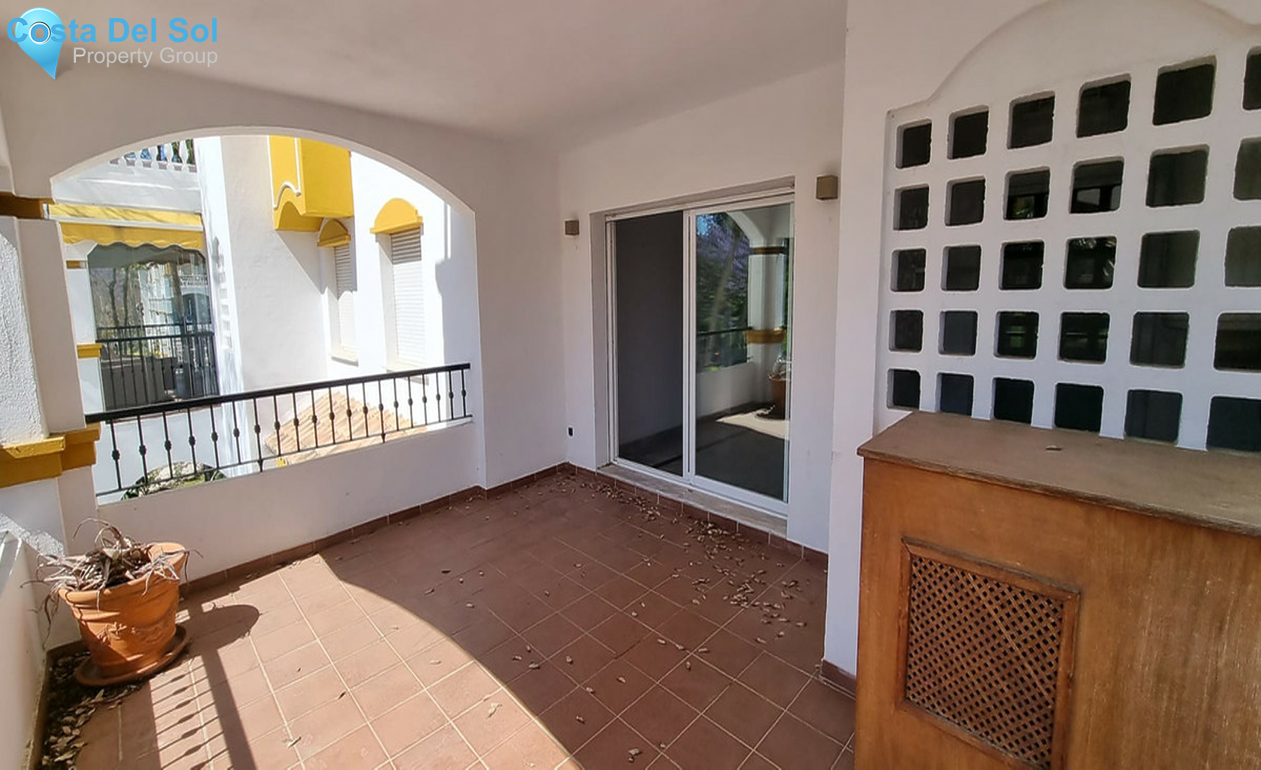 Middle Floor Apartment in Nueva Andalucía-1351738