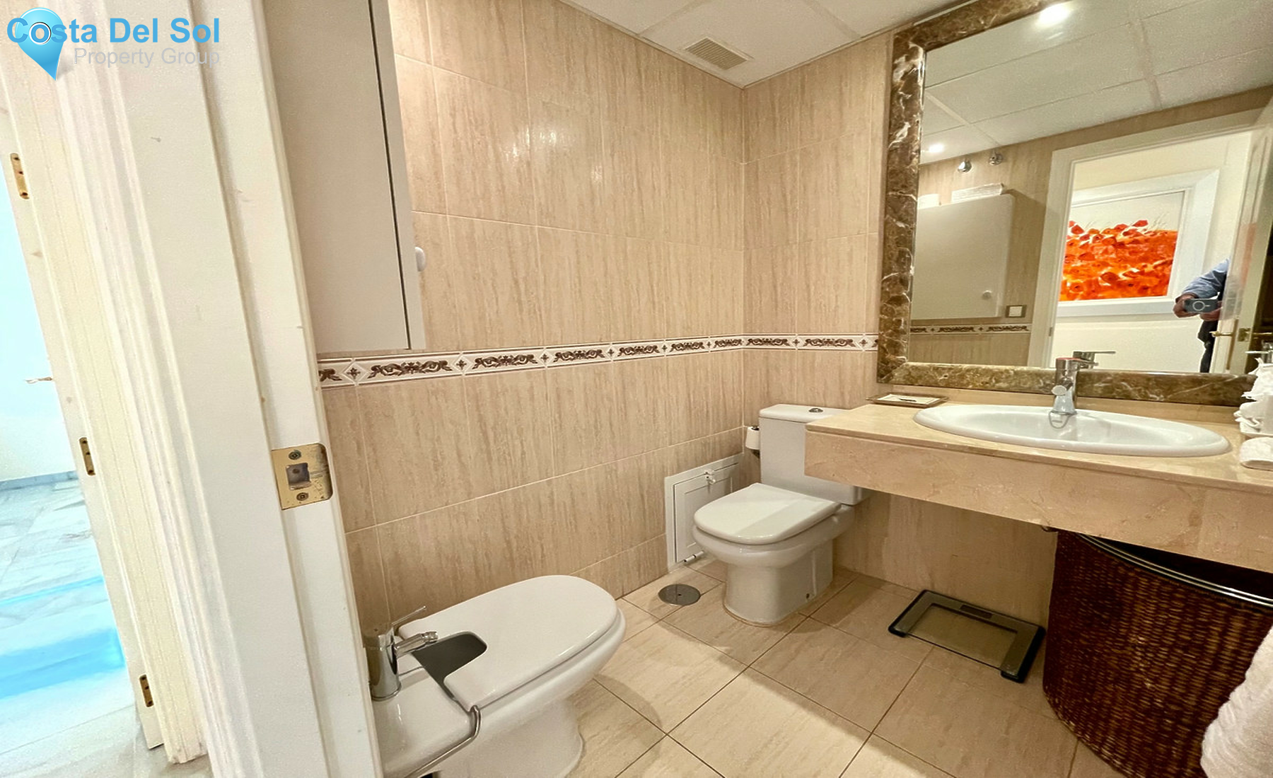 Middle Floor Apartment in Nueva Andalucía-1372027