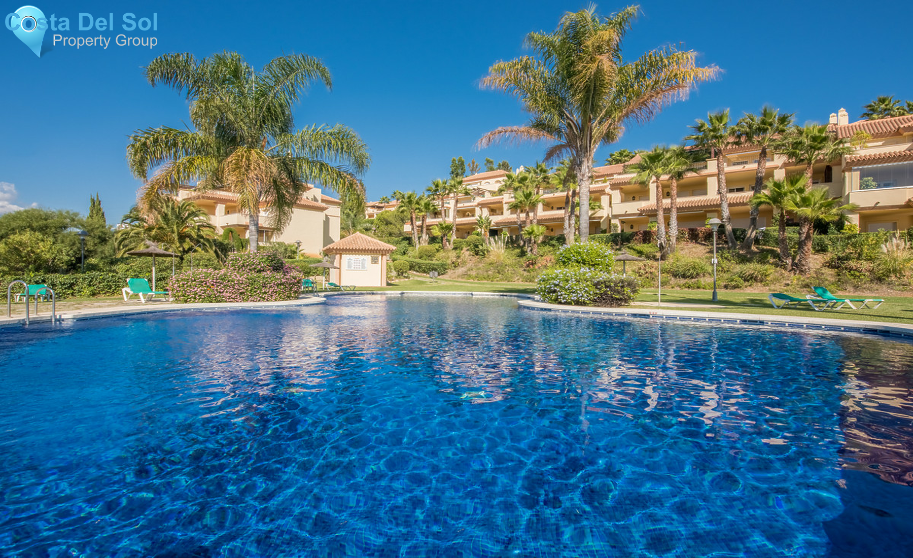 Middle Floor Apartment in Nueva Andalucía-1375808