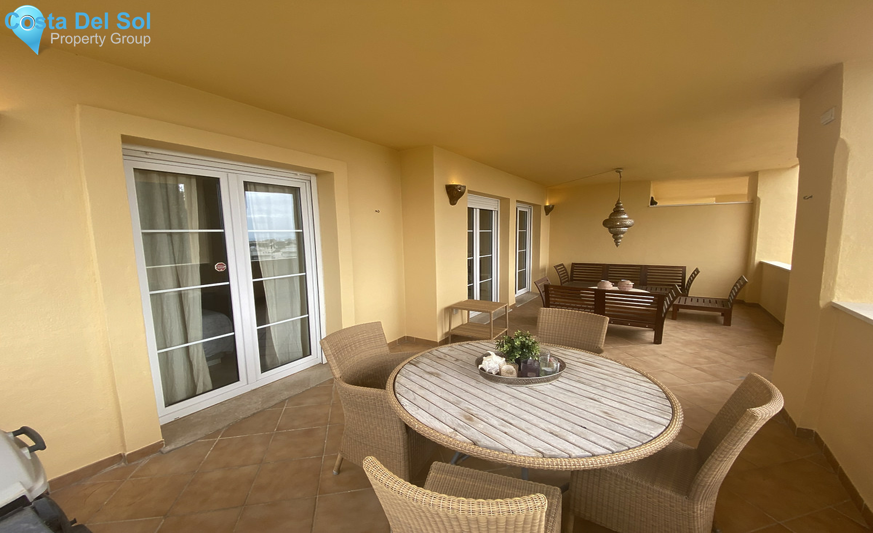 Middle Floor Apartment in Nueva Andalucía-1375809