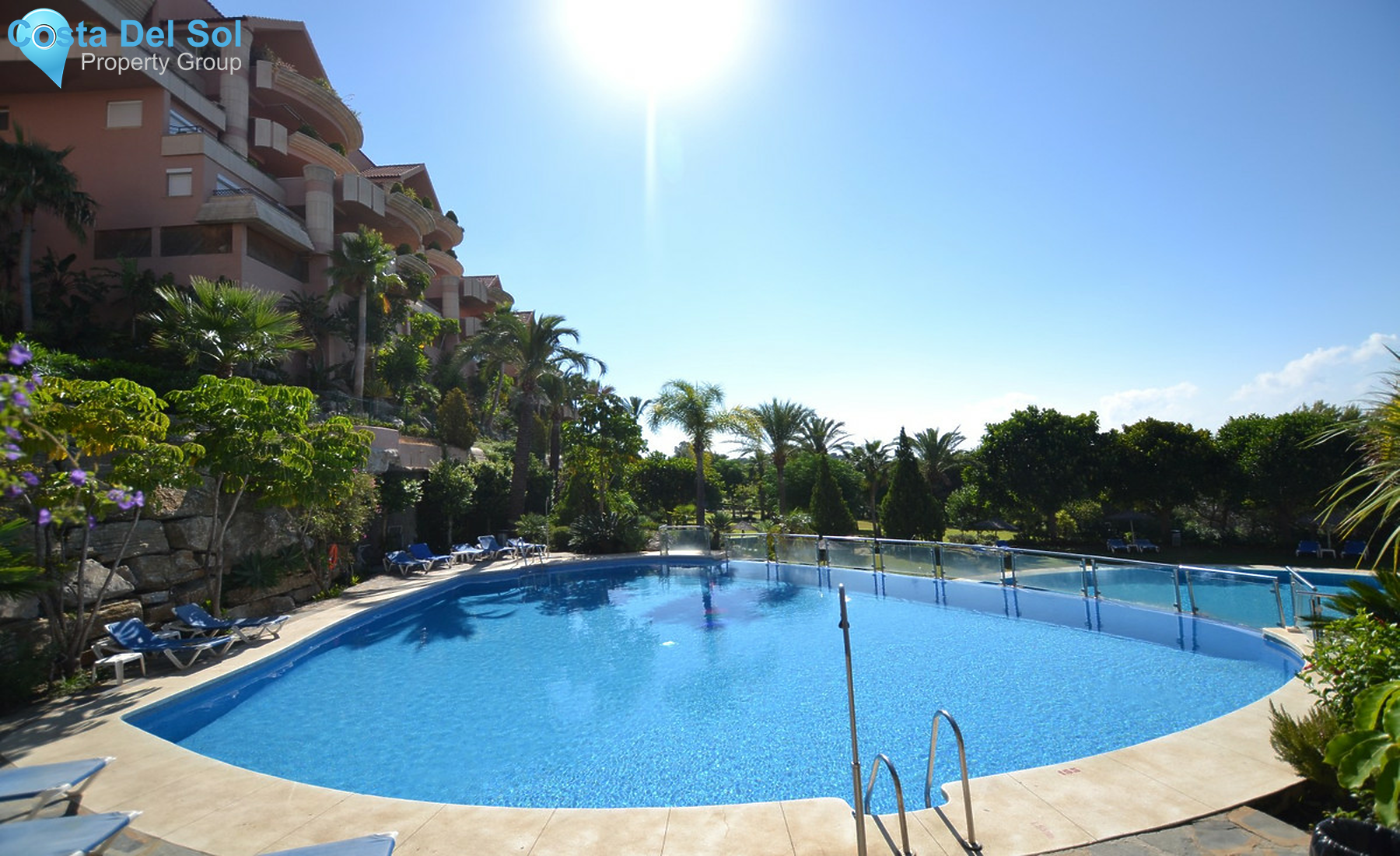 Middle Floor Apartment in Nueva Andalucía-1383758