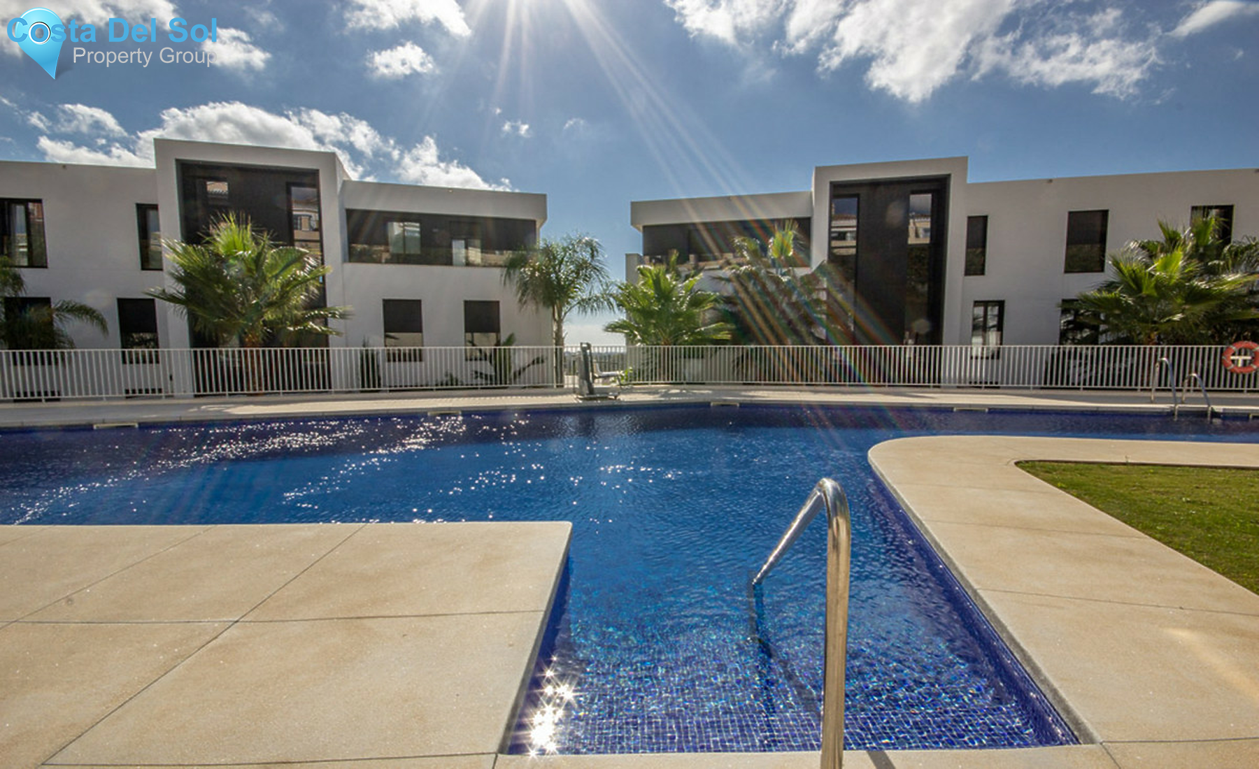 Middle Floor Apartment in Nueva Andalucía