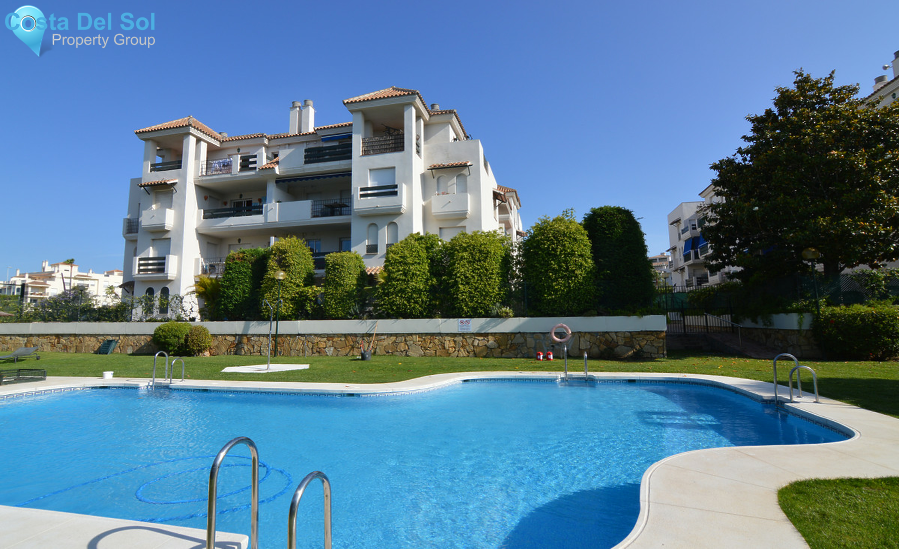 Middle Floor Apartment in Nueva Andalucía-1403672