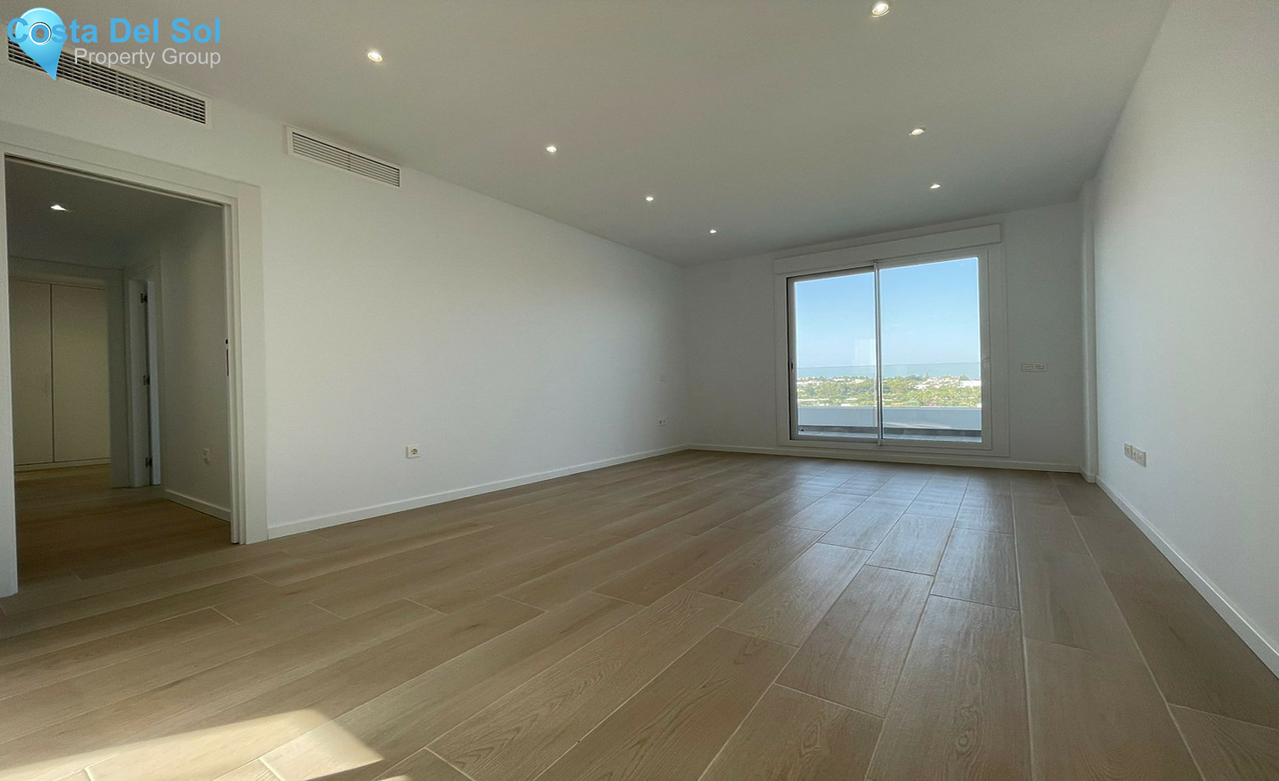 Middle Floor Apartment in Nueva Andalucía-1408944